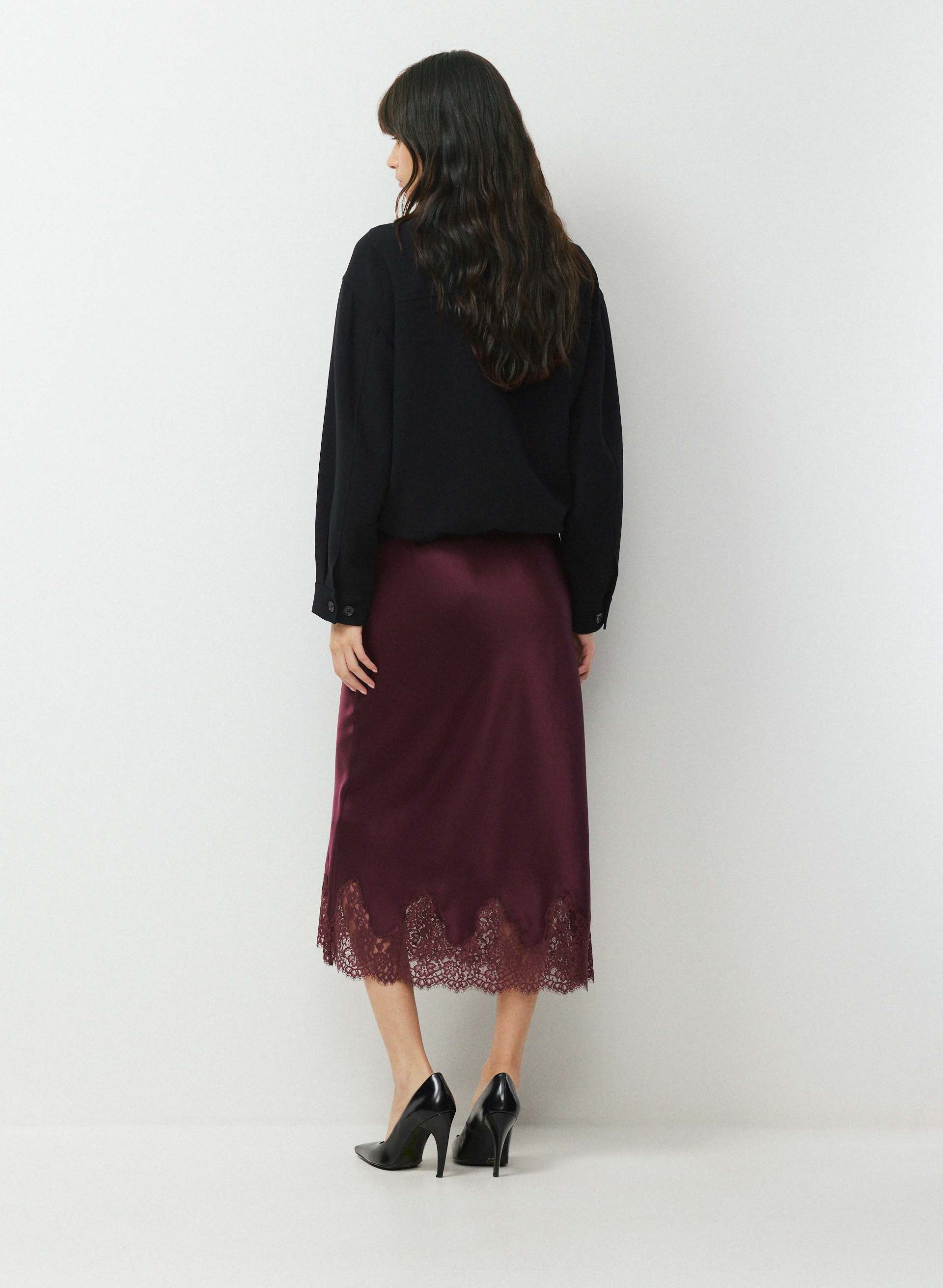JUPE HENRIETTA EN SATIN | Aritzia