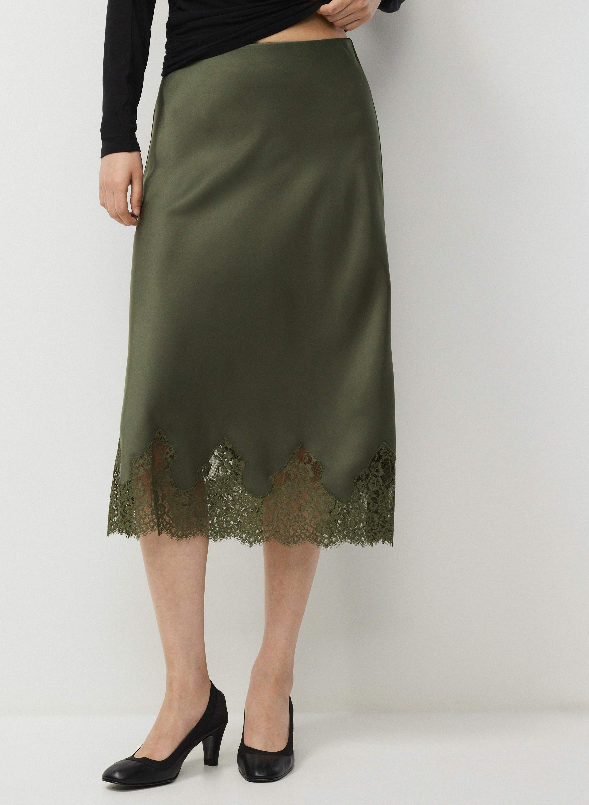 HENRIETTA SATIN SKIRT | Aritzia