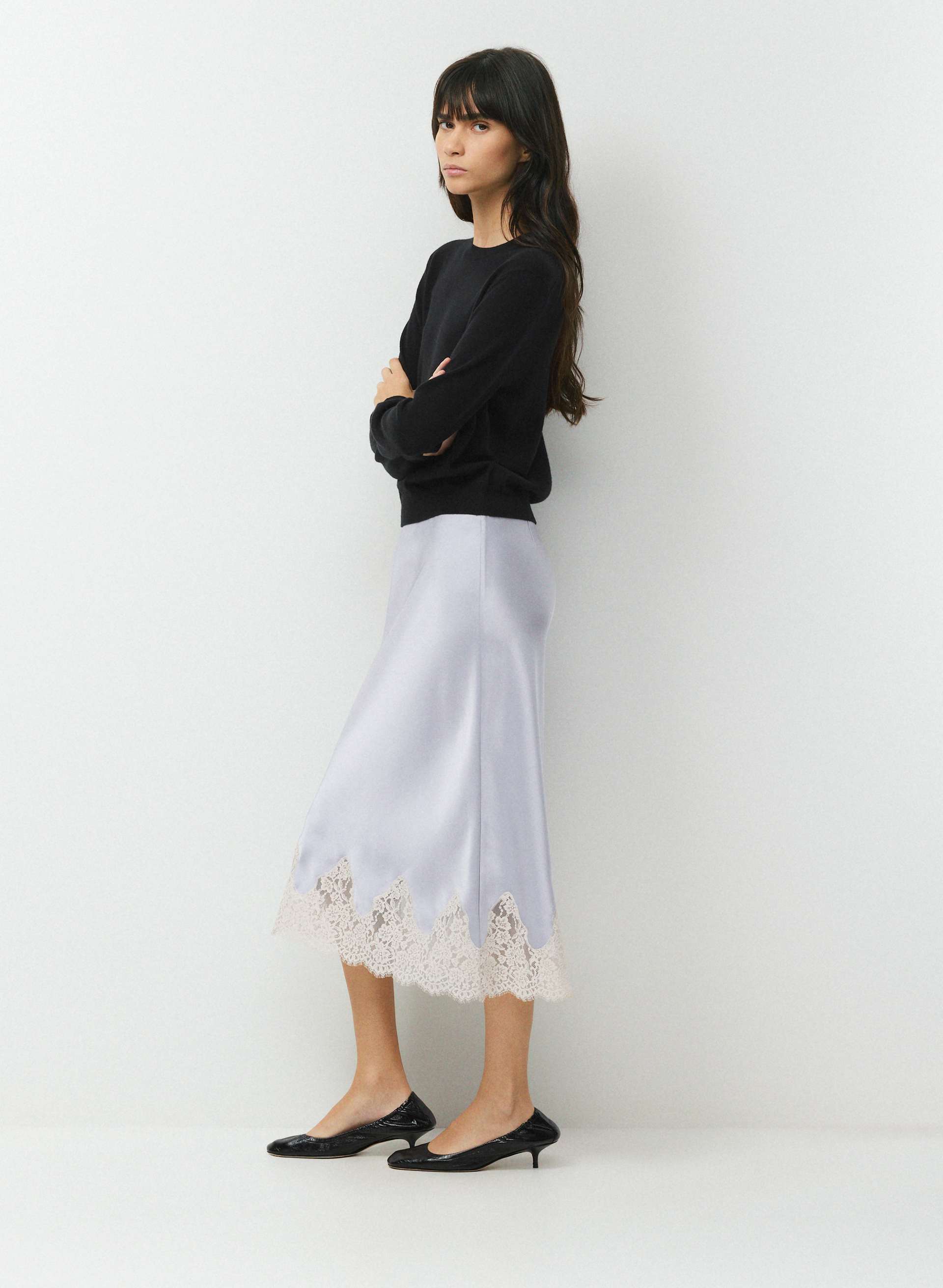 JUPE HENRIETTA EN SATIN | Aritzia