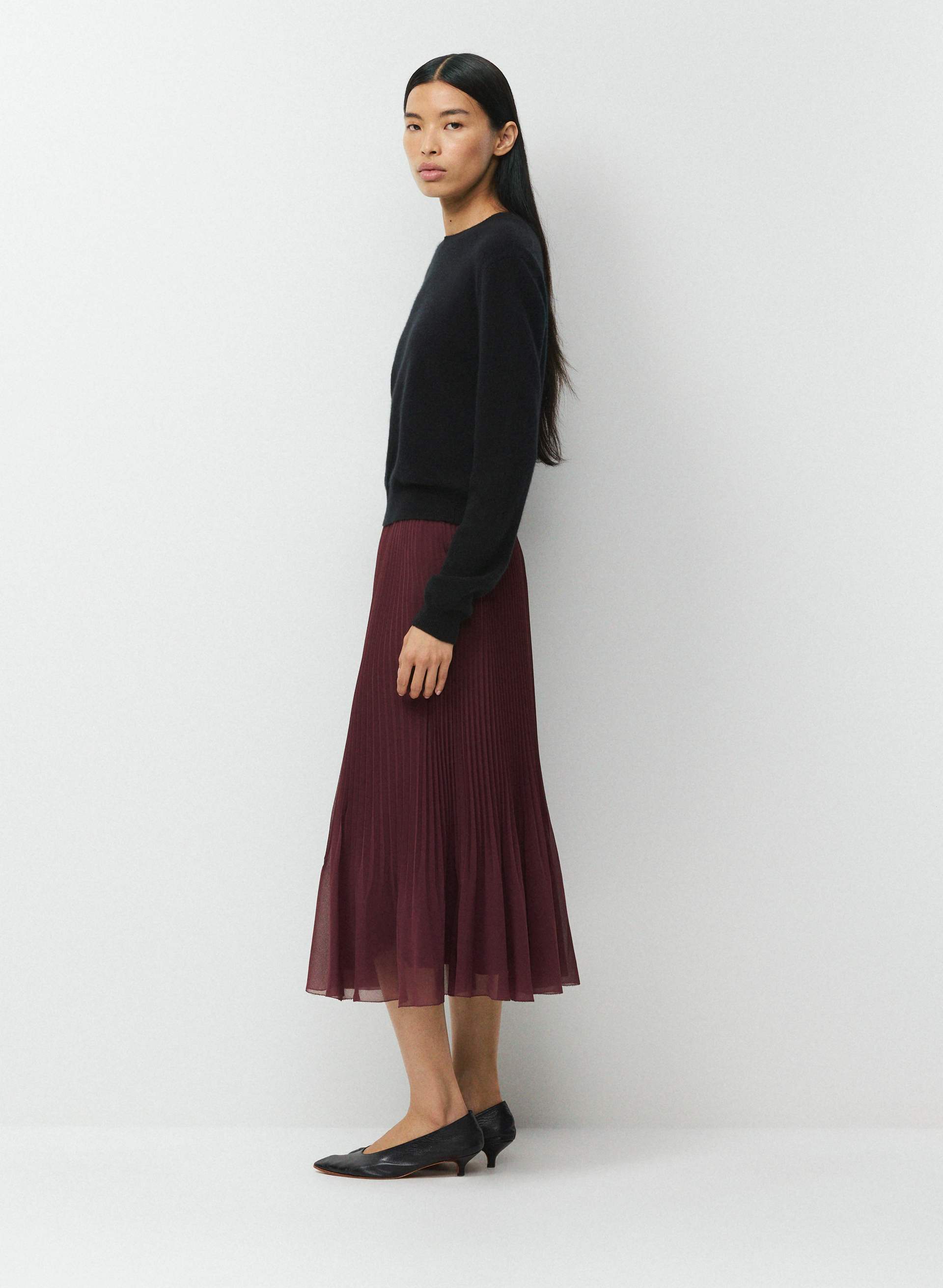TWIRL SKIRT | Aritzia