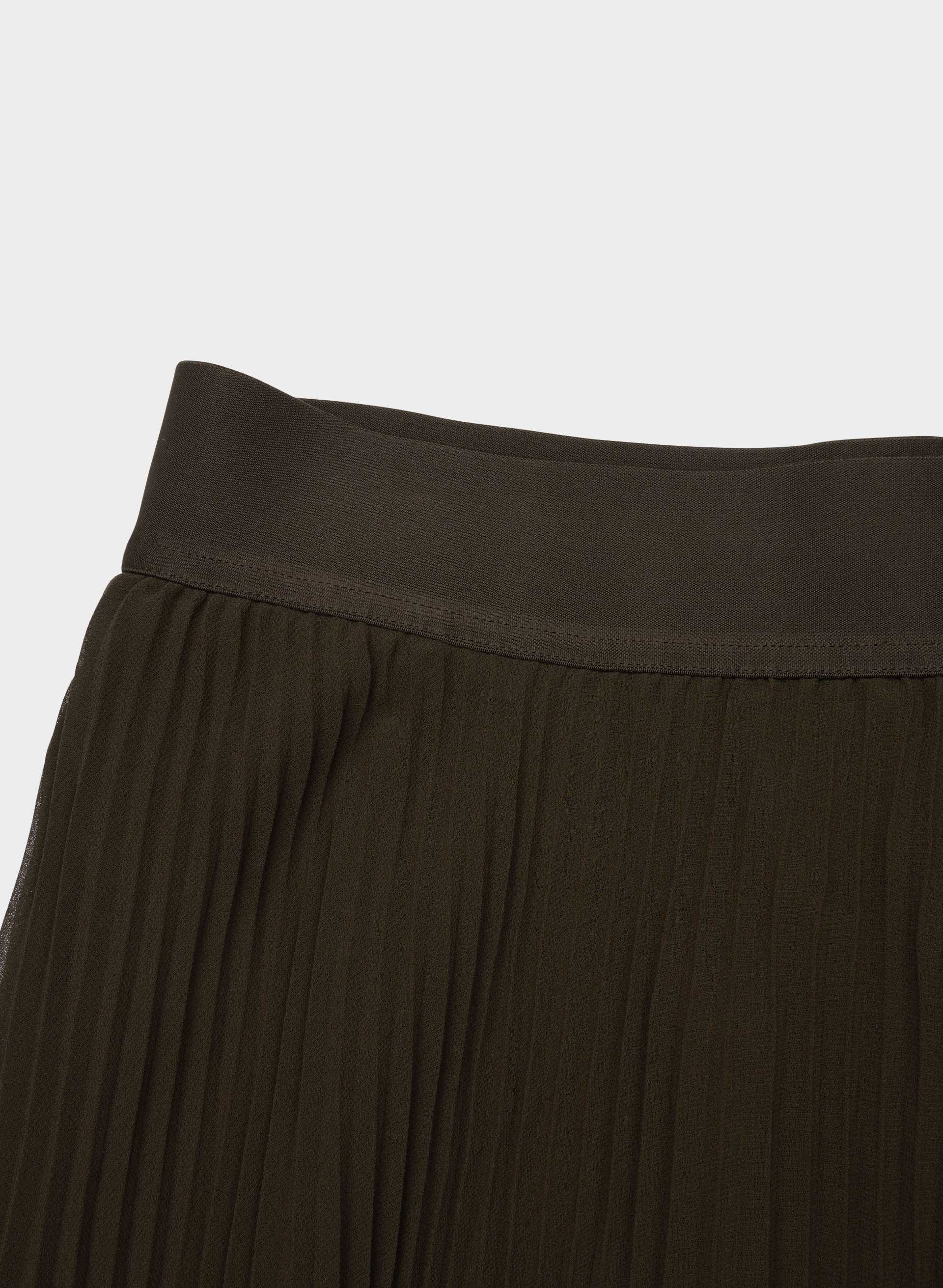 TWIRL PLEATED SKIRT | Aritzia