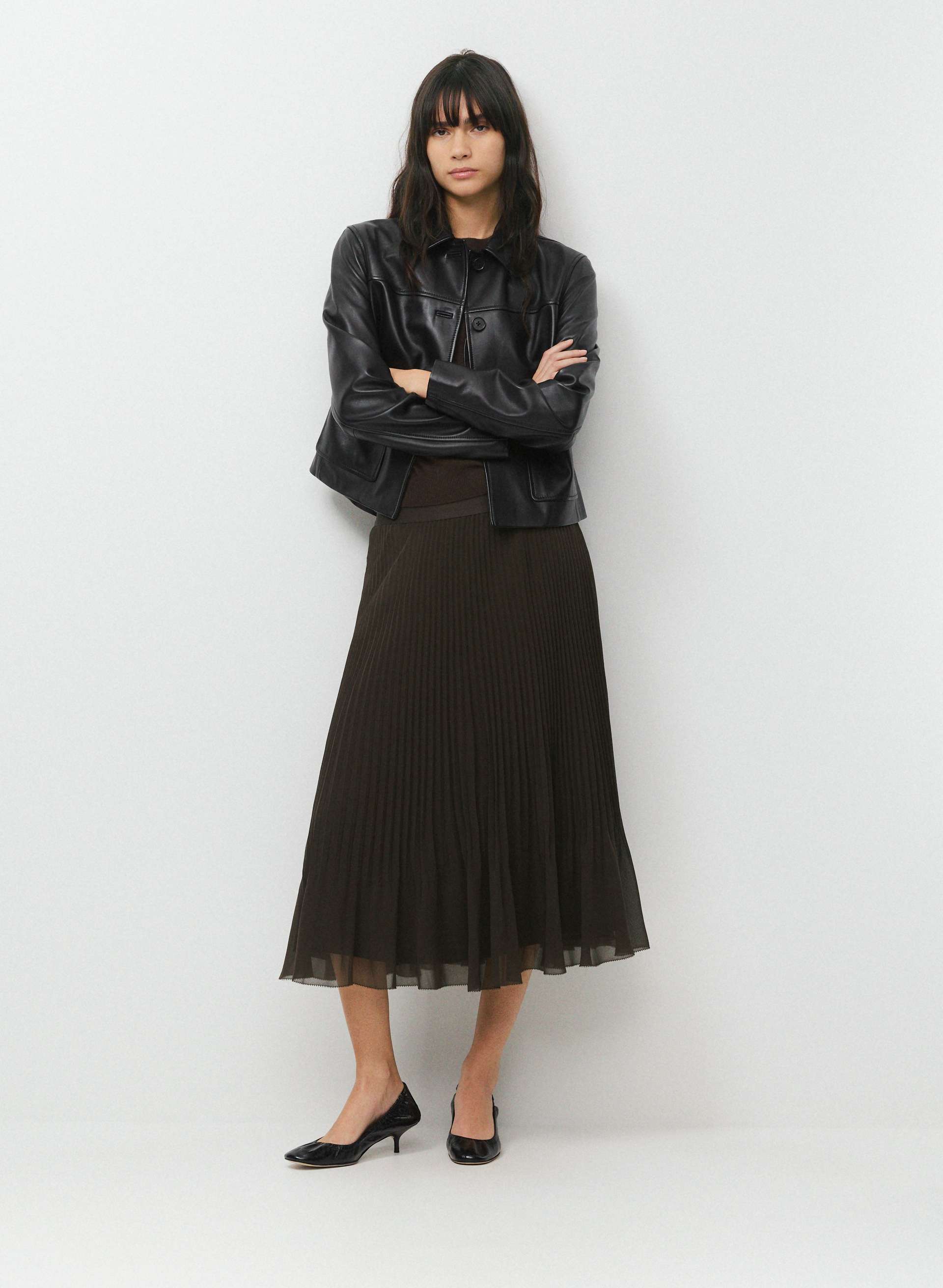 TWIRL PLEATED SKIRT | Aritzia