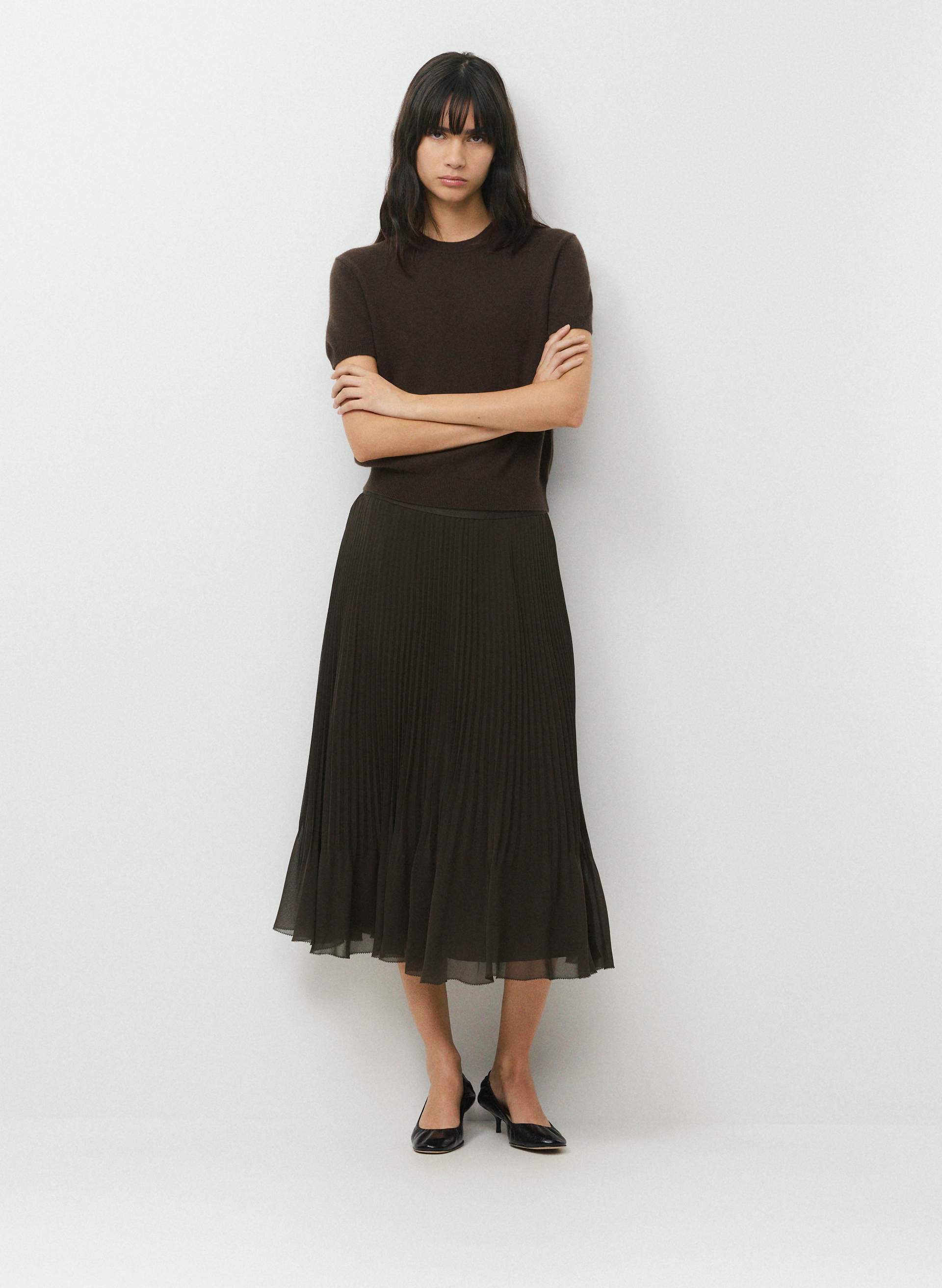 TWIRL PLEATED SKIRT | Aritzia