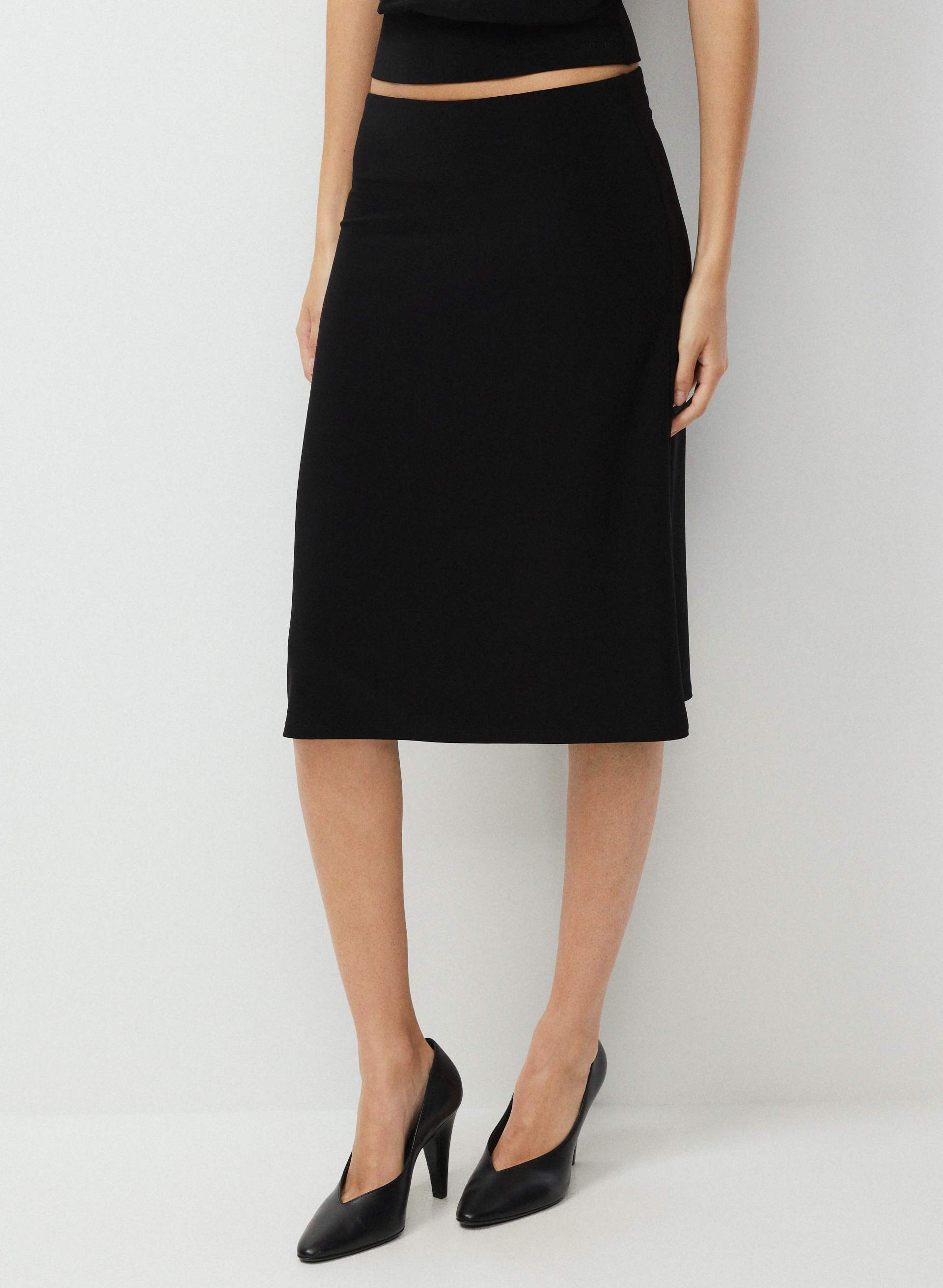 SMOOTH MATTER™ GETAWAY SKIRT | Aritzia