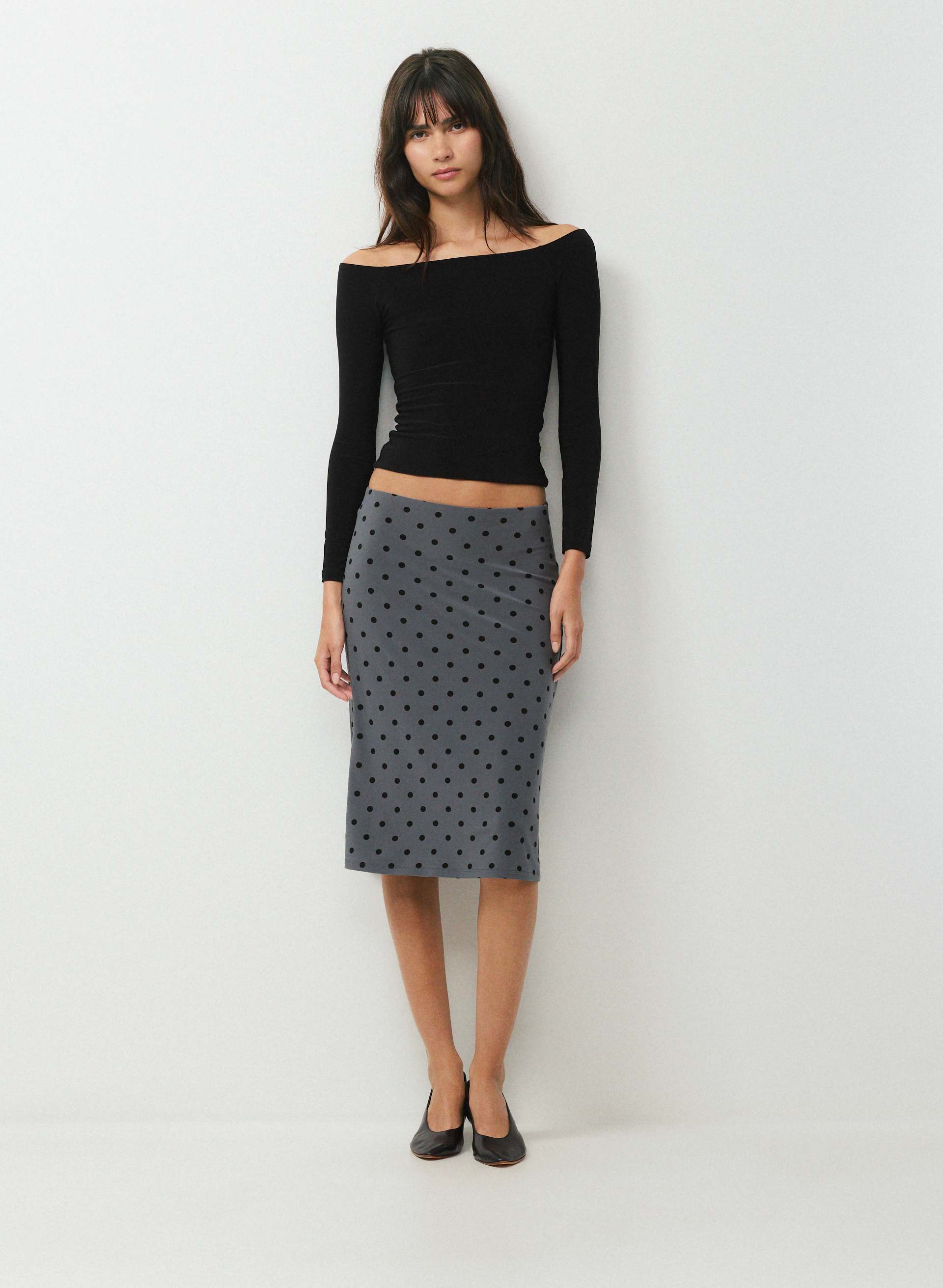 SMOOTH MATTER™ GETAWAY SKIRT | Aritzia