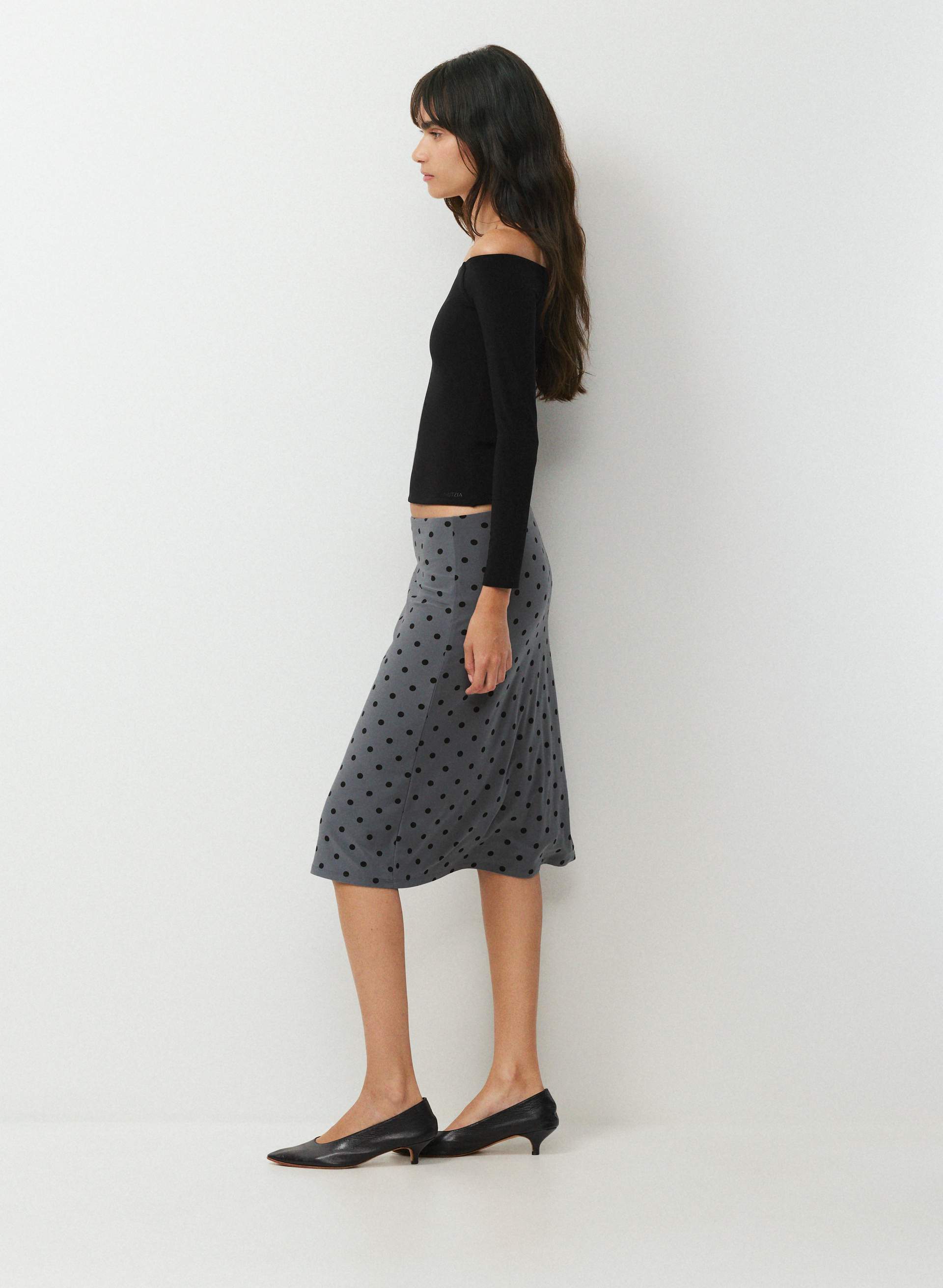 SMOOTH MATTER™ GETAWAY SKIRT | Aritzia