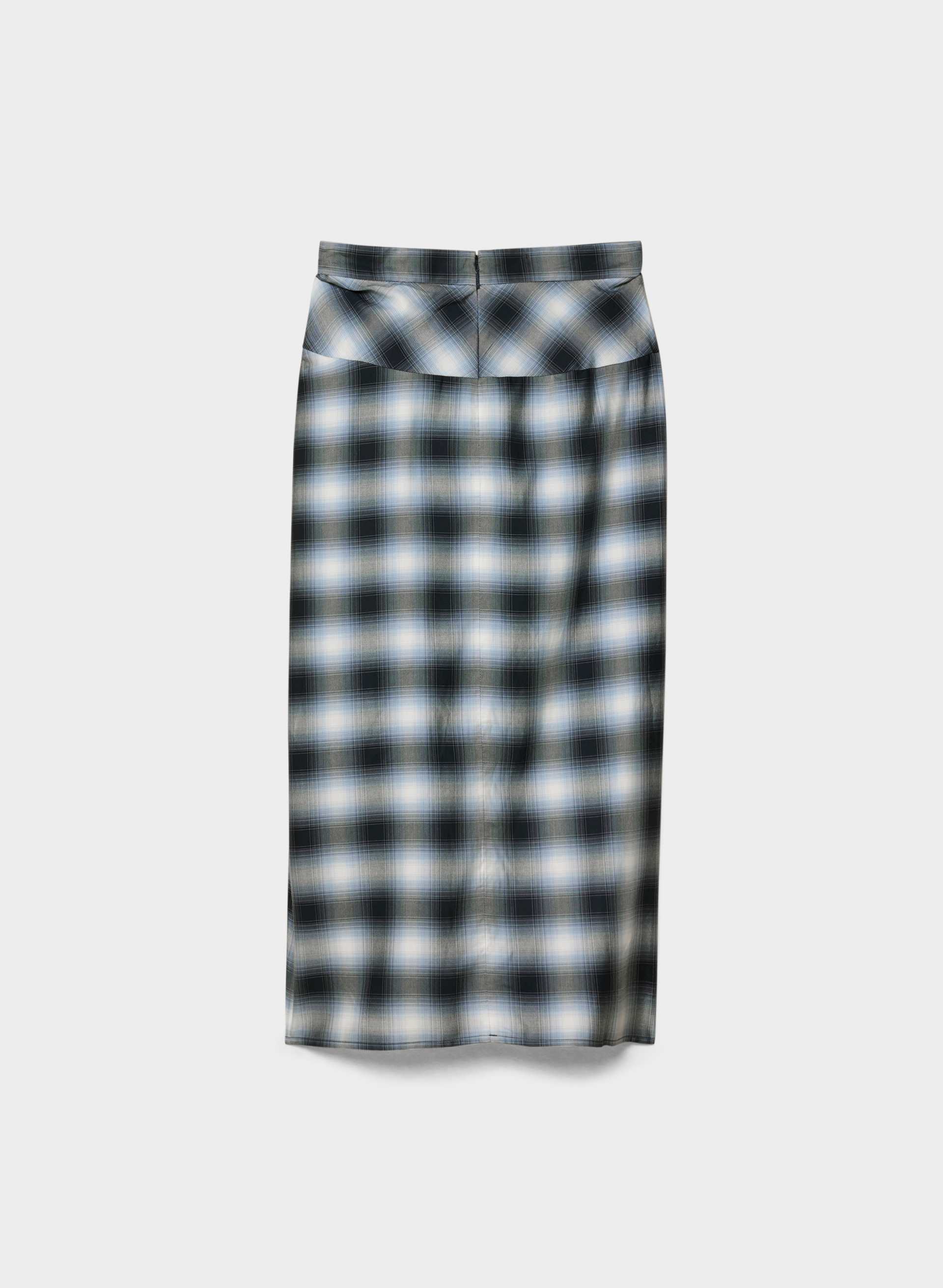 EMBARK SKIRT | Aritzia