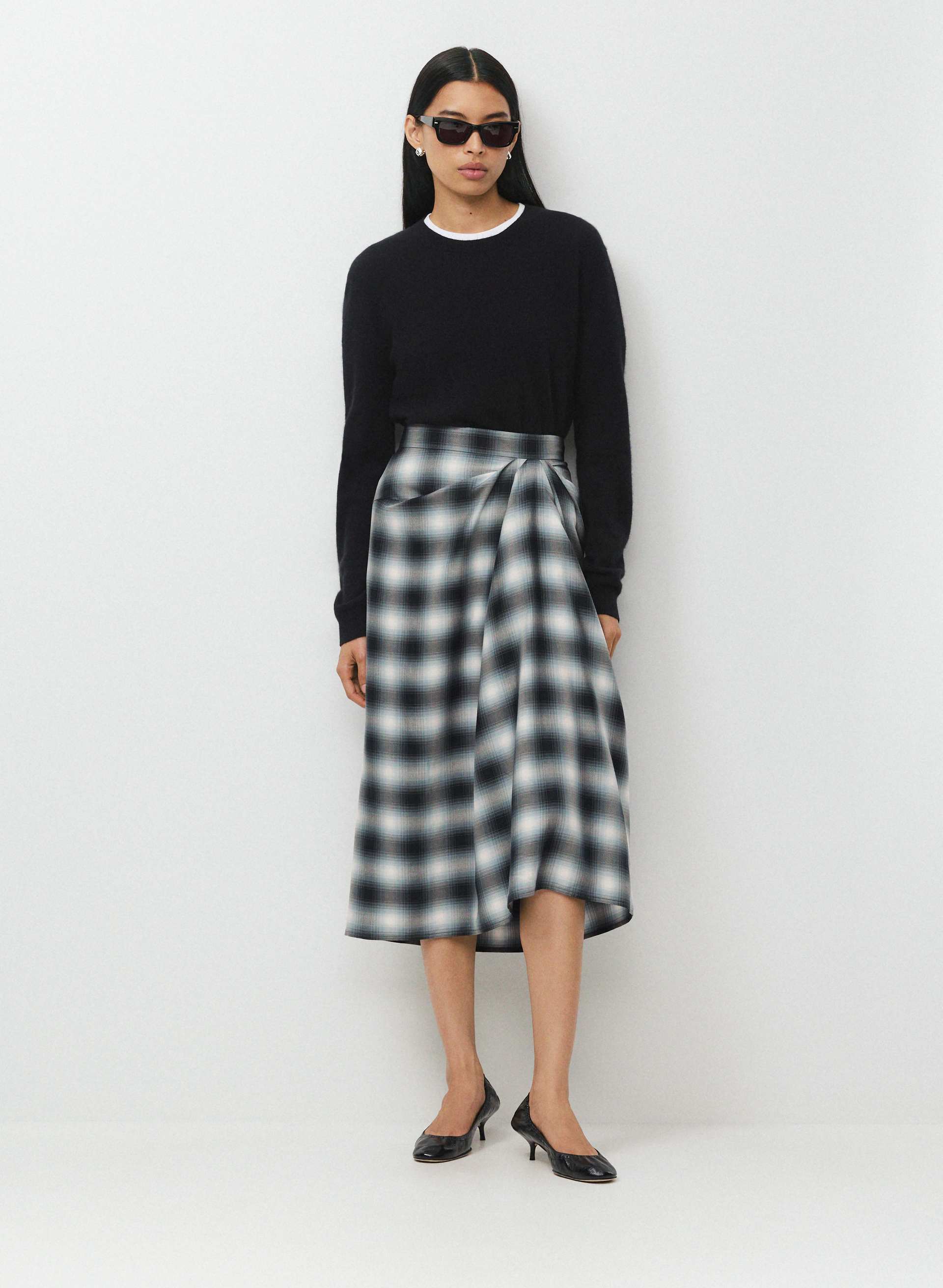 EMBARK SKIRT | Aritzia