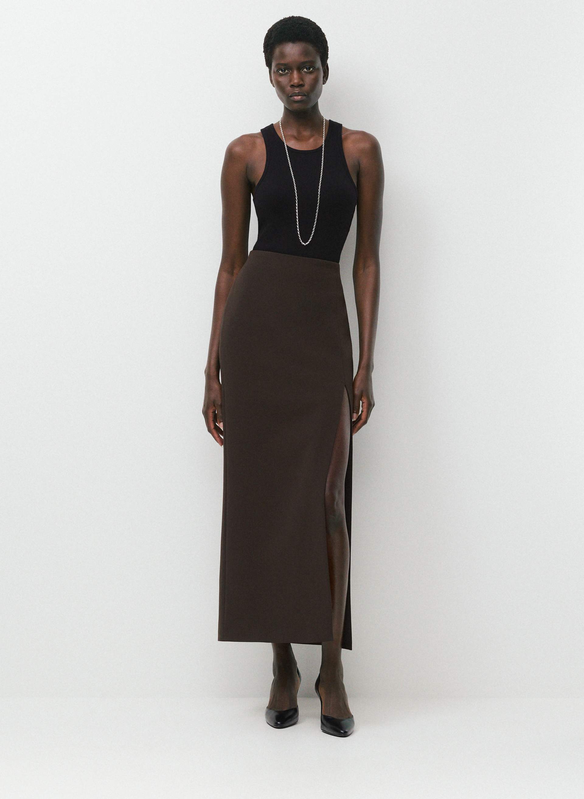 DELVE SKIRT | Aritzia