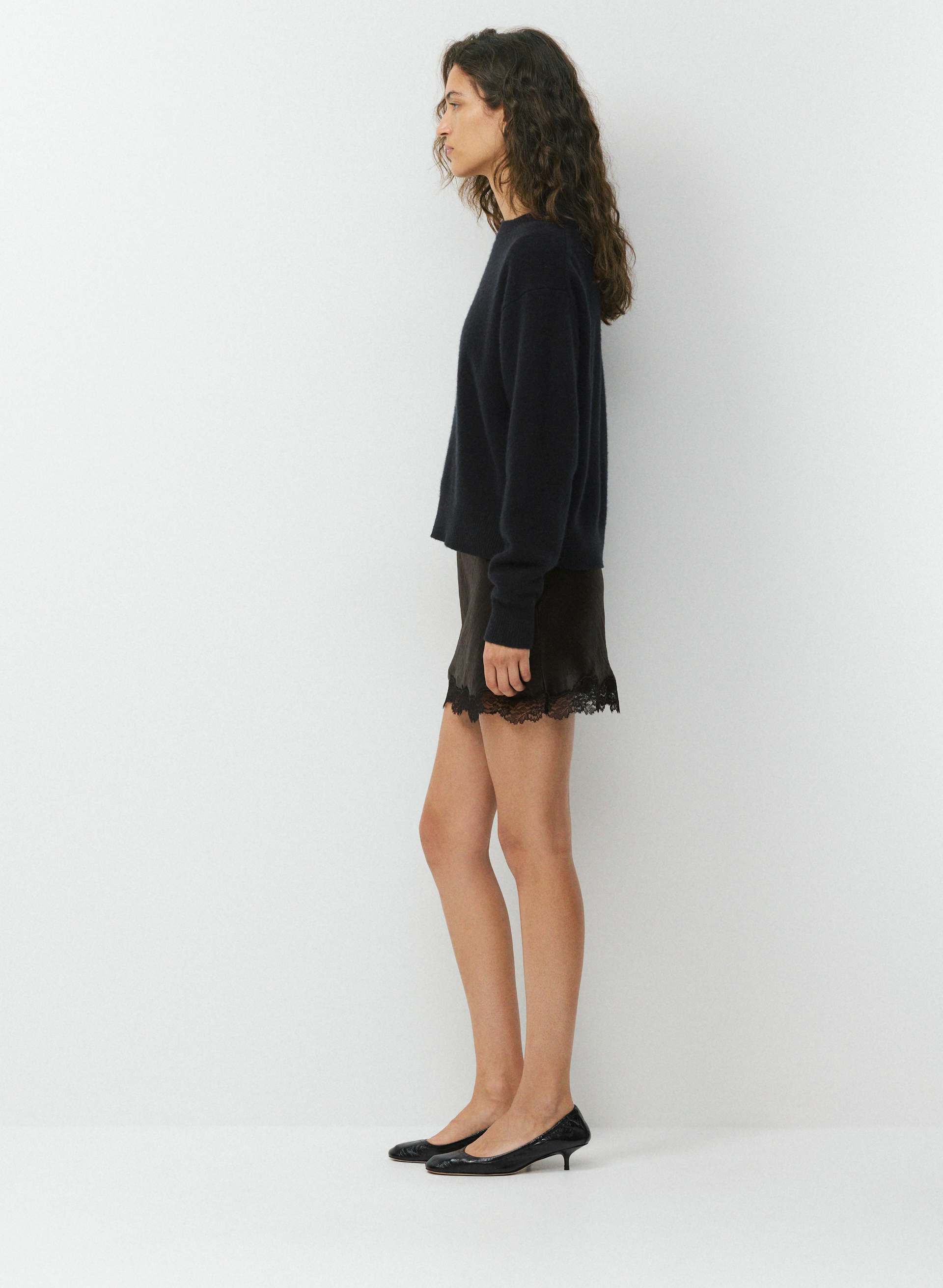 JUPE DOWNTOWN EN SATIN | Aritzia