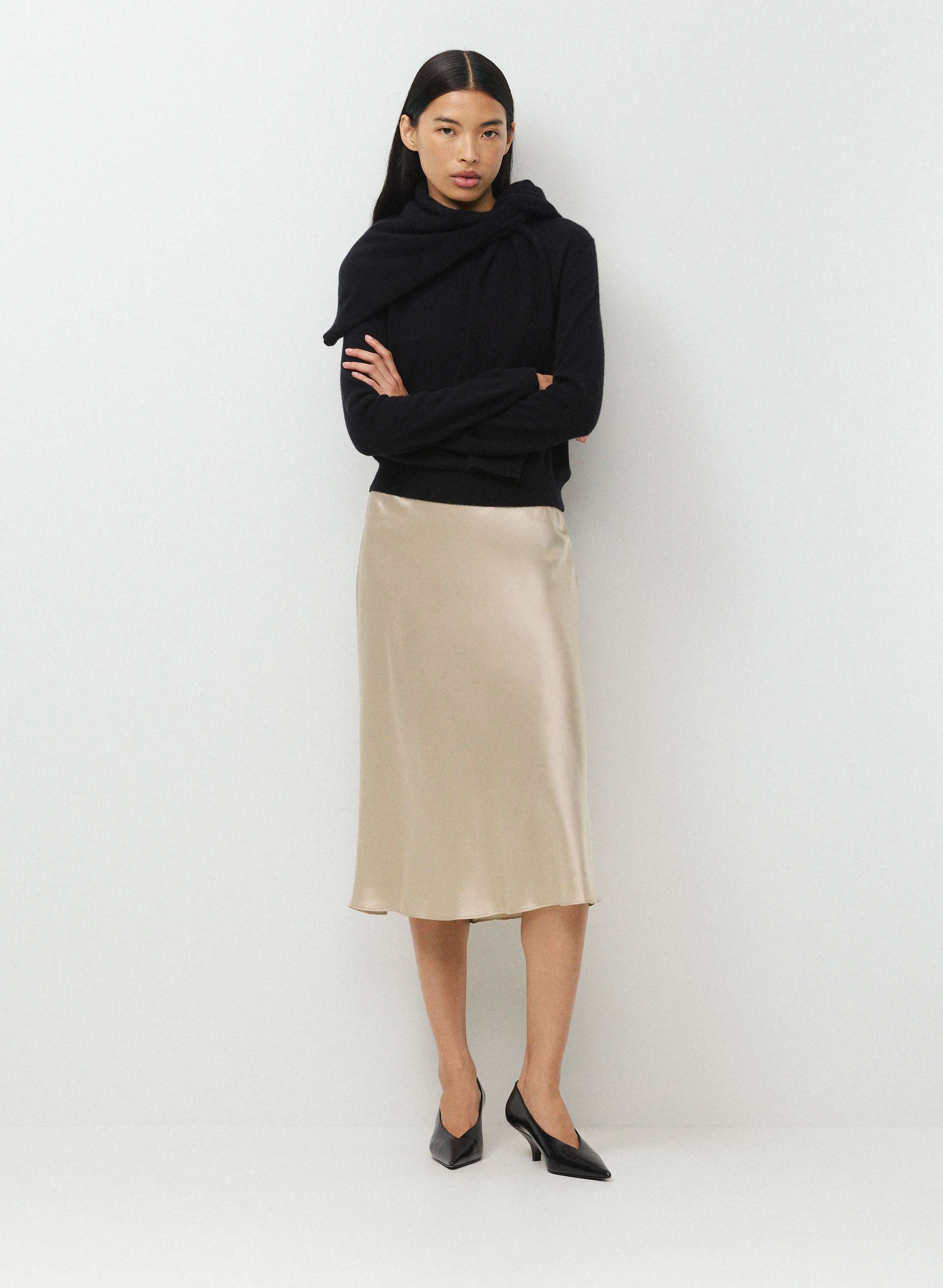 CONFLUENCE SILK SKIRT | Aritzia
