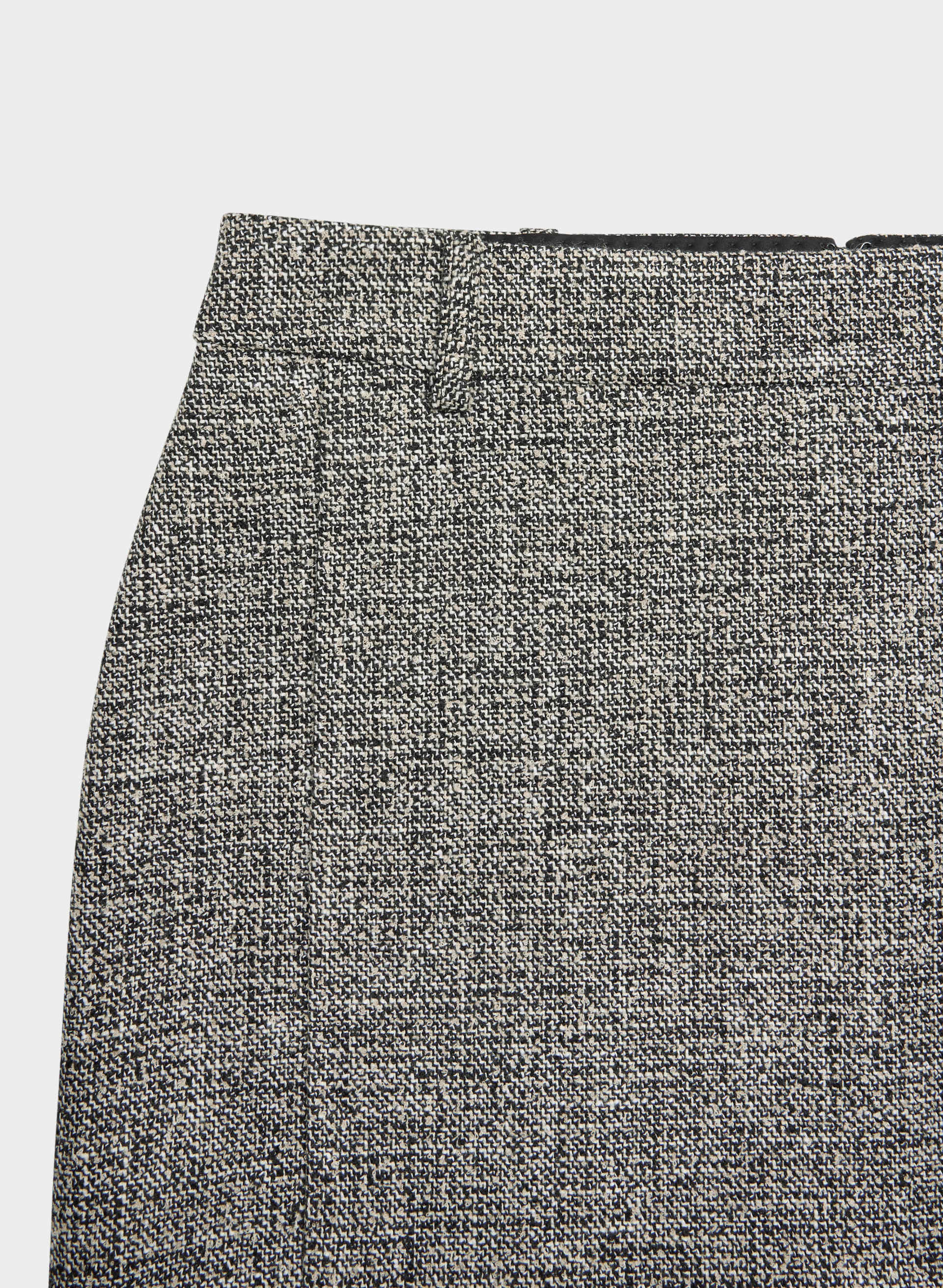 METRIC SKIRT | Aritzia