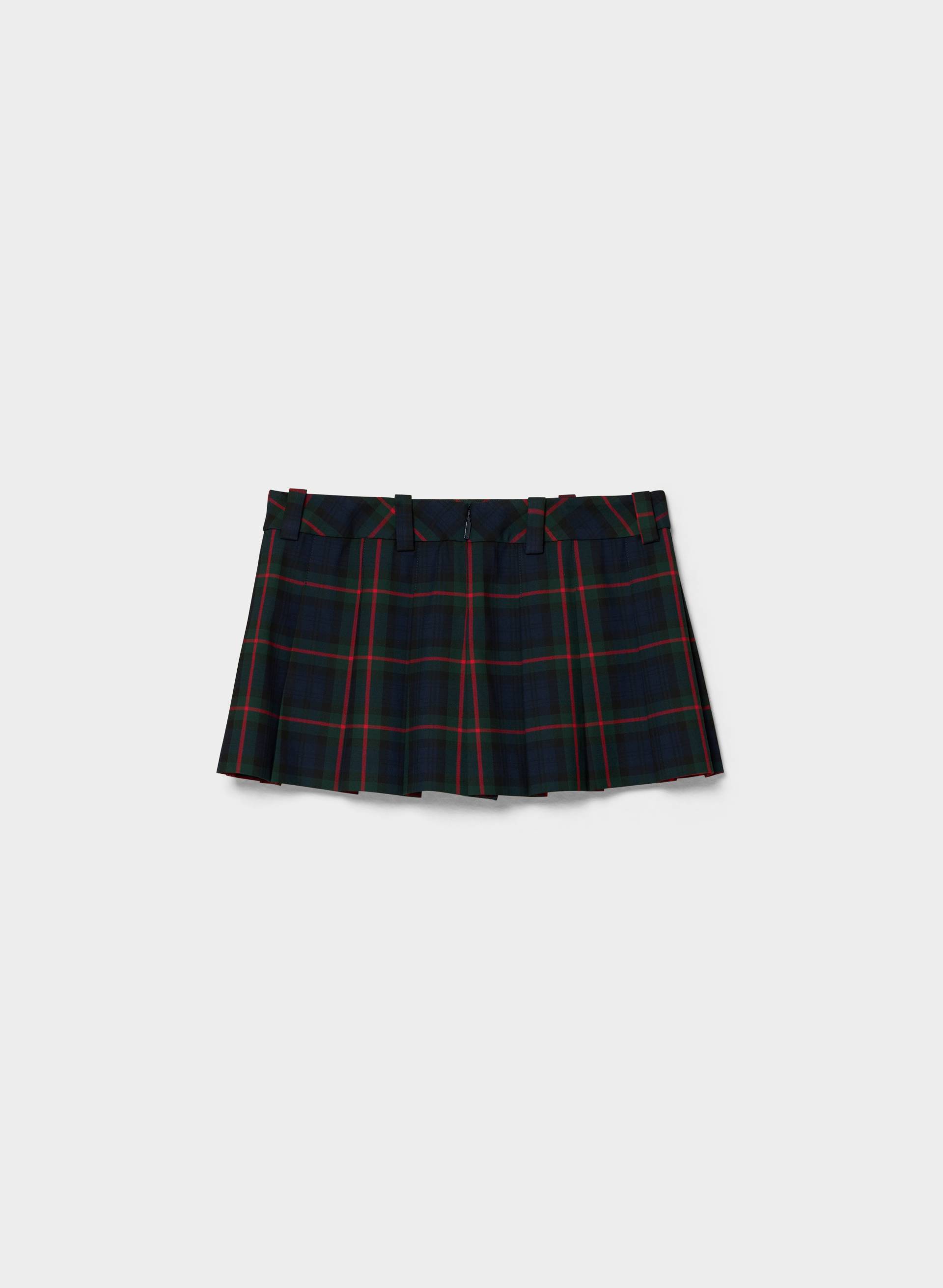 MICROJUPE-SHORT OLIVE À TAILLE ULTRABASSE | Aritzia