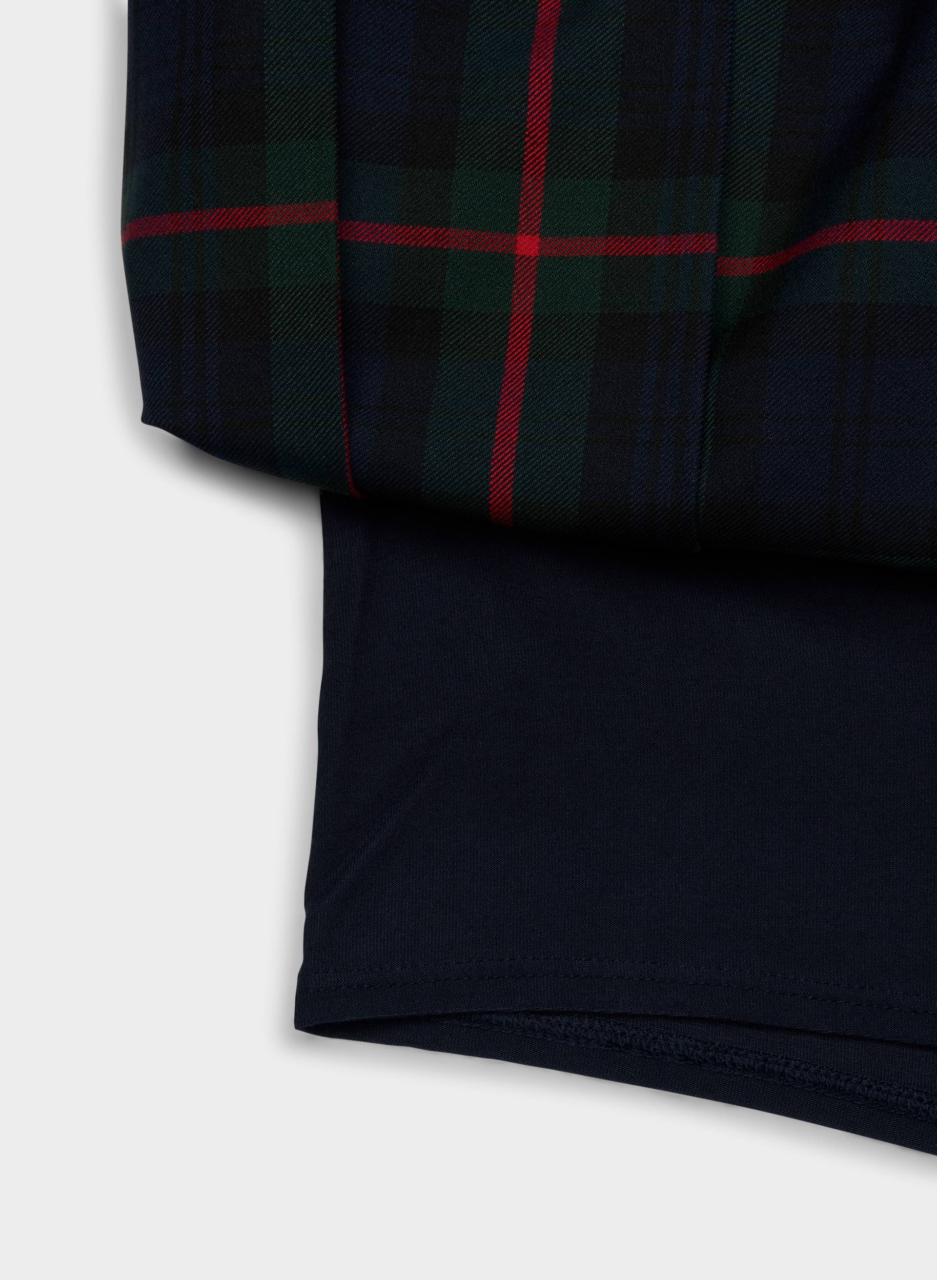 MICROJUPE-SHORT OLIVE À TAILLE ULTRABASSE | Aritzia