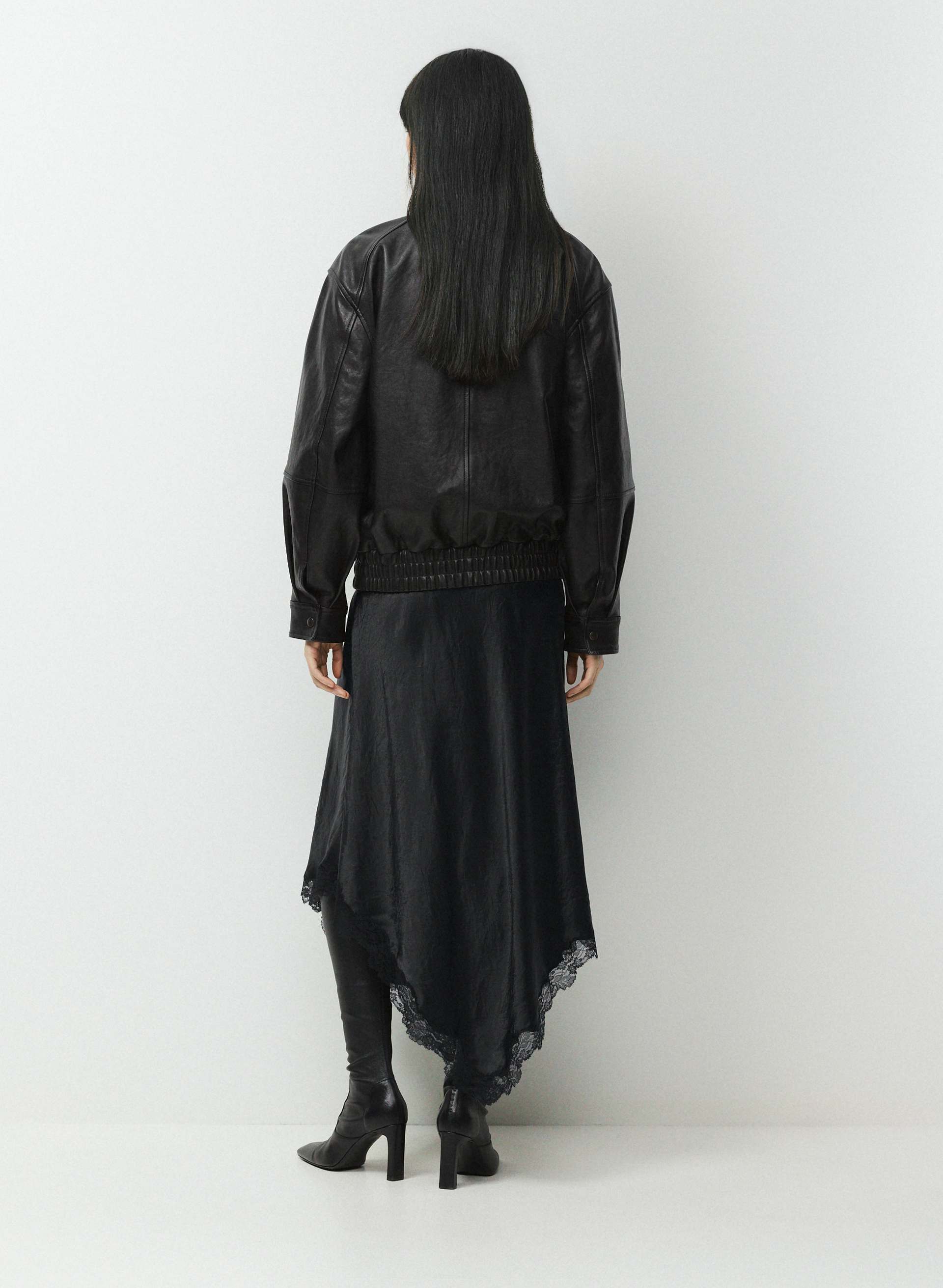 HEADLINE SATIN SKIRT | Aritzia