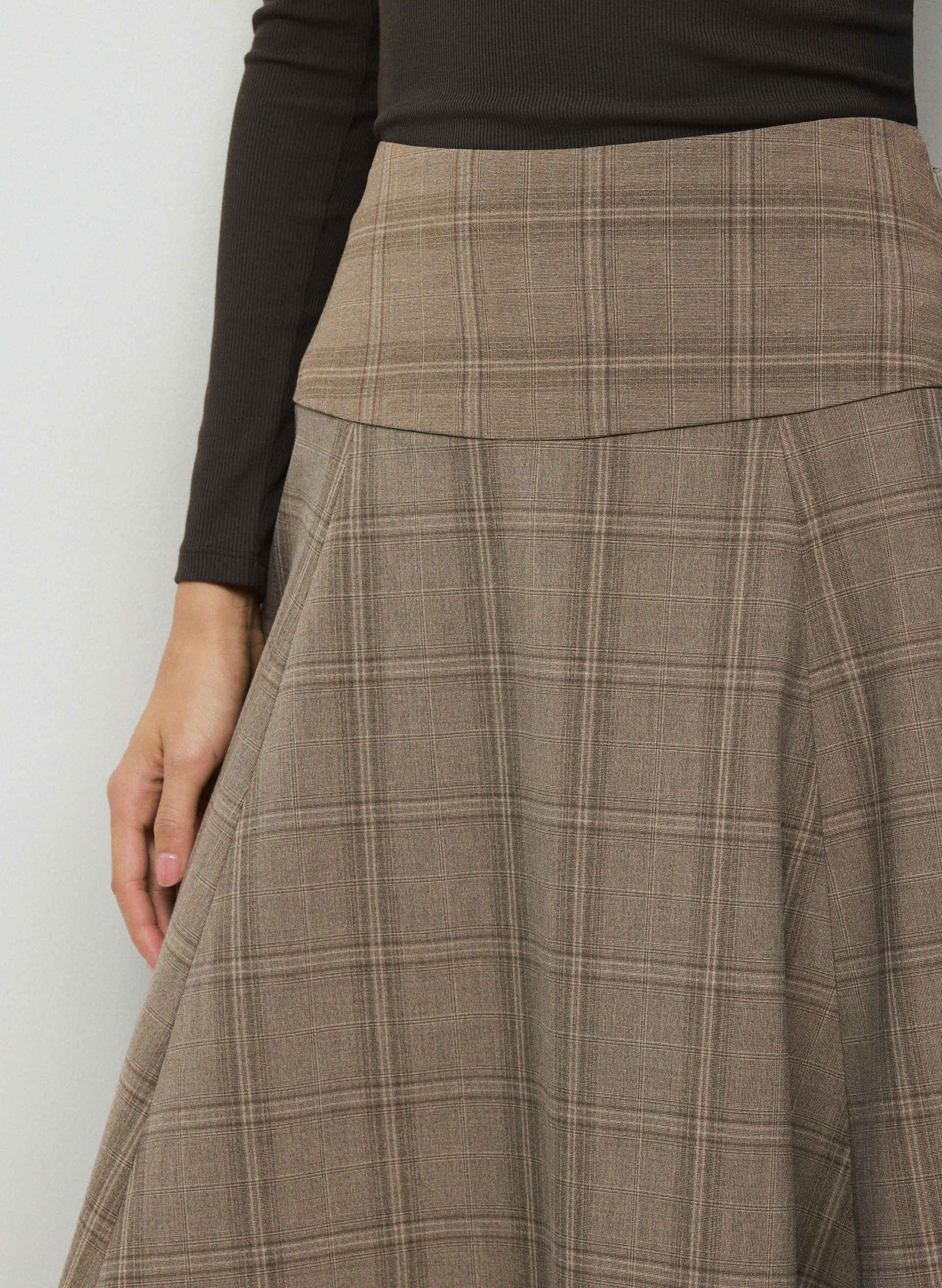 CAPITAL SKIRT | Aritzia