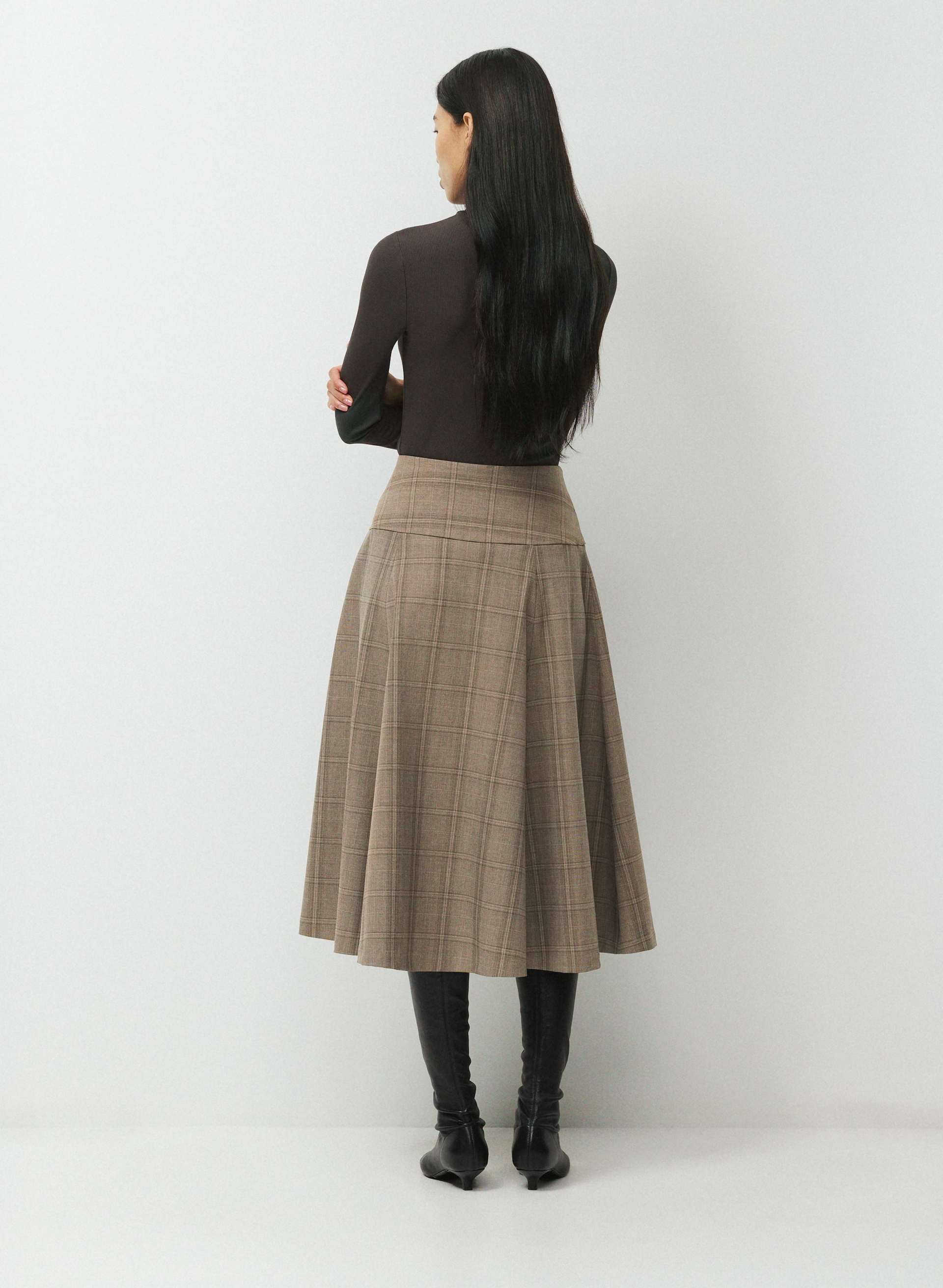 CAPITAL SKIRT | Aritzia