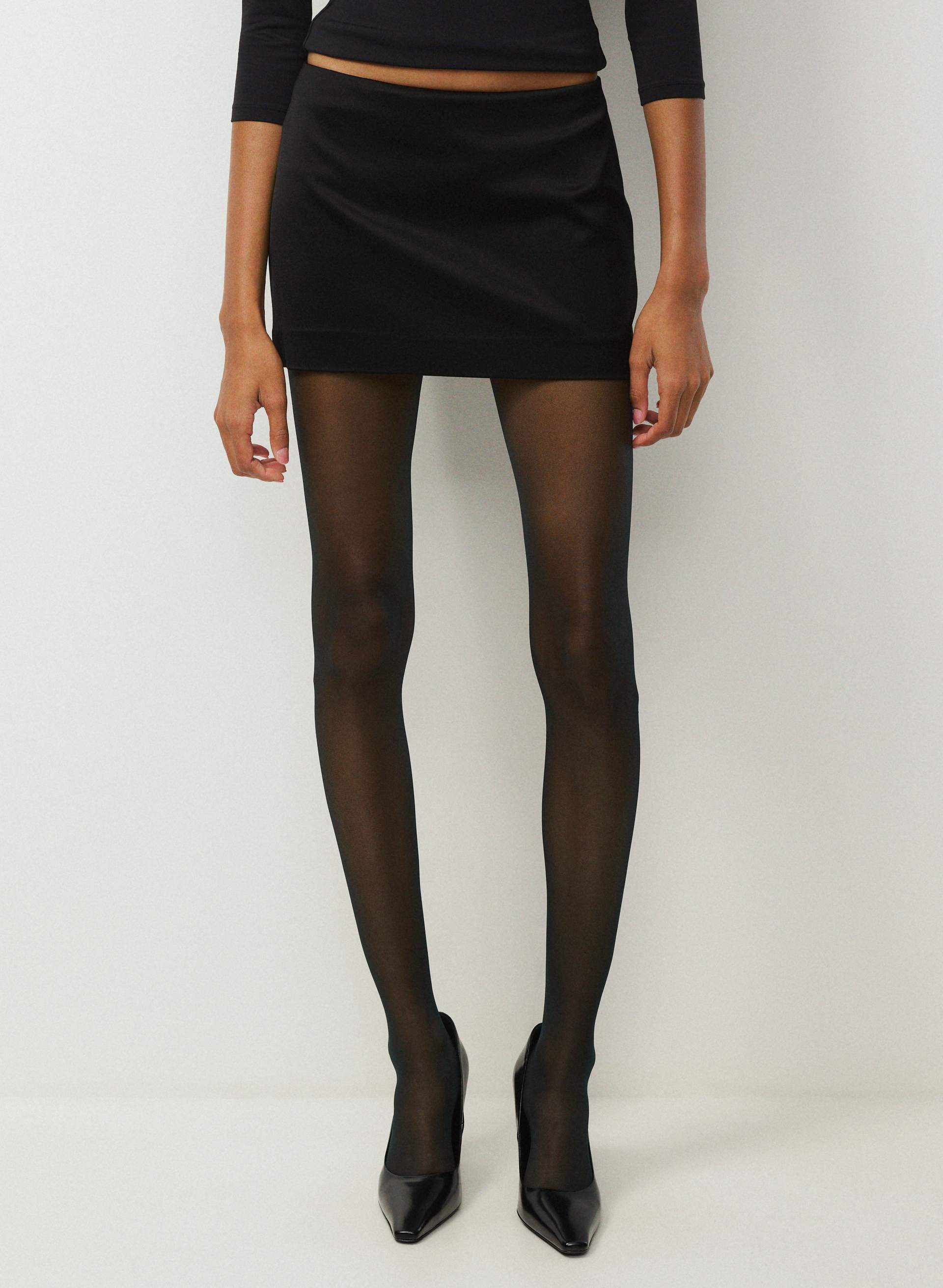 STAGE SATIN SKIRT | Aritzia