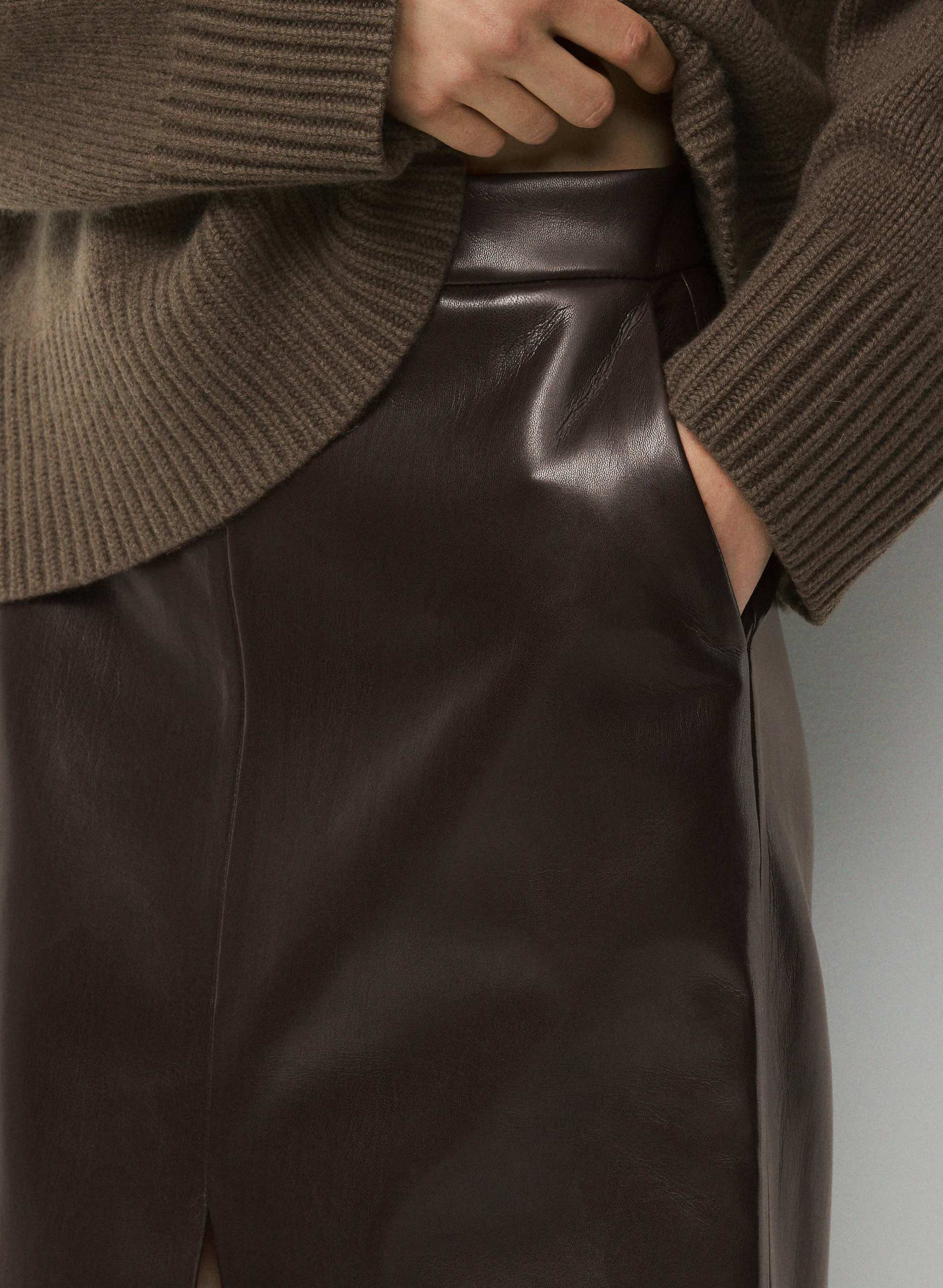 APERTURE SKIRT | Aritzia