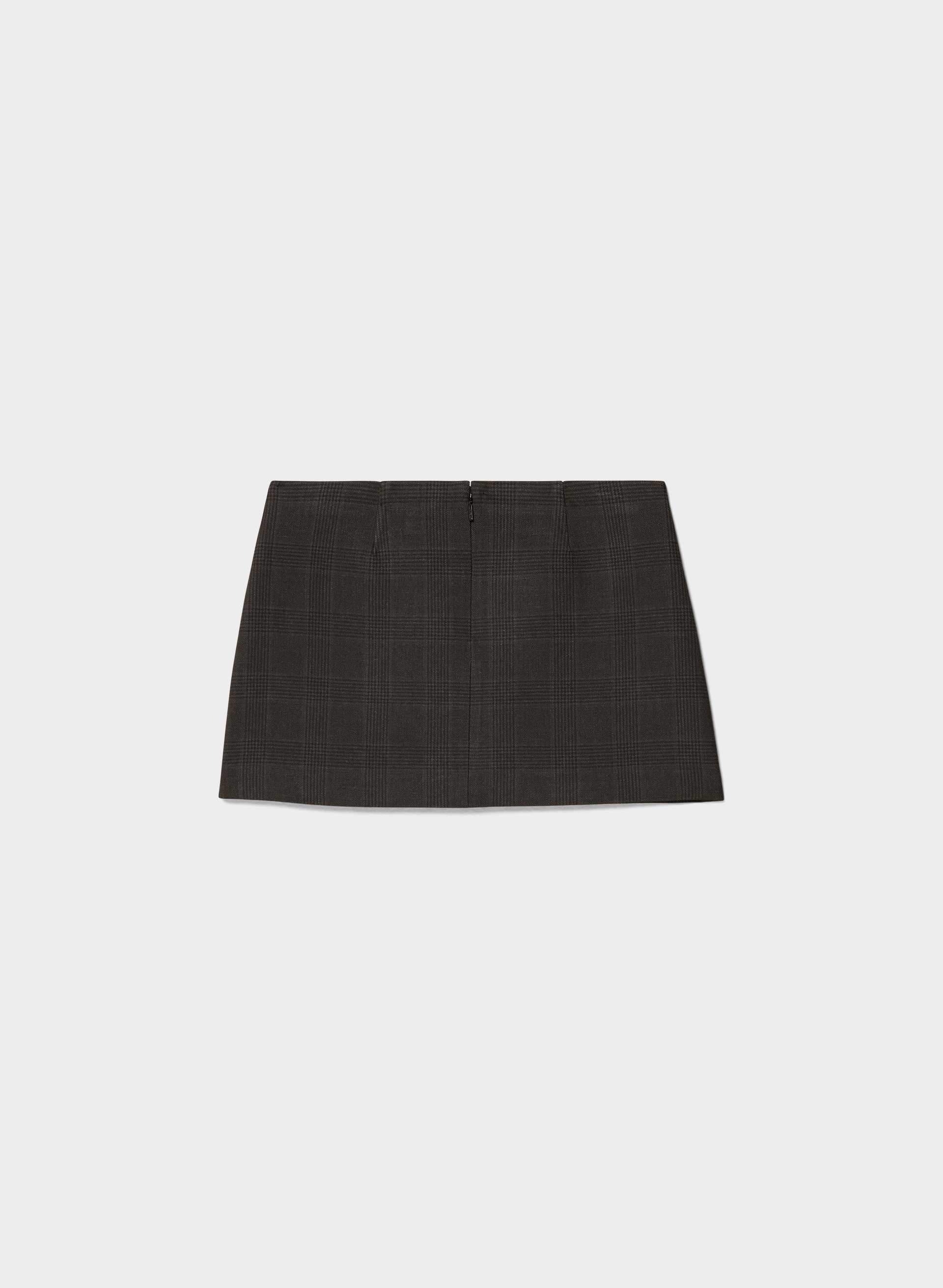 SIGNATURE SKIRT | Aritzia