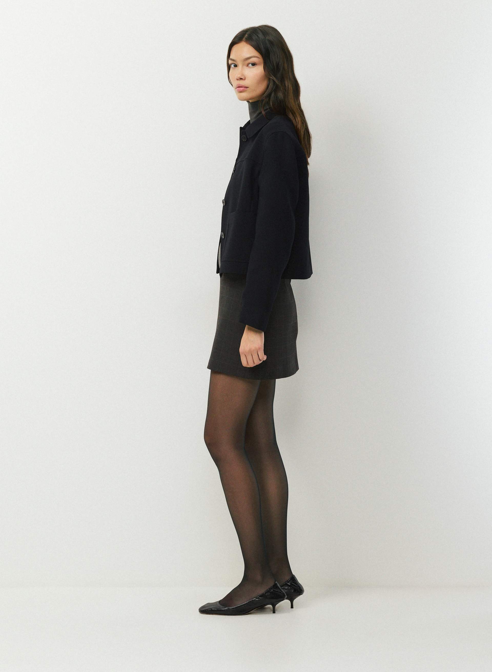 SIGNATURE SKIRT | Aritzia