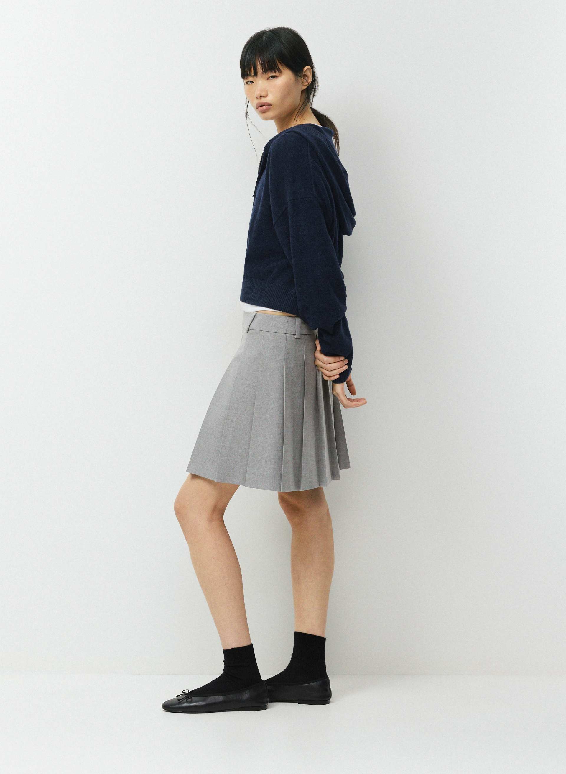 OLIVE MIDI SKIRT | Aritzia