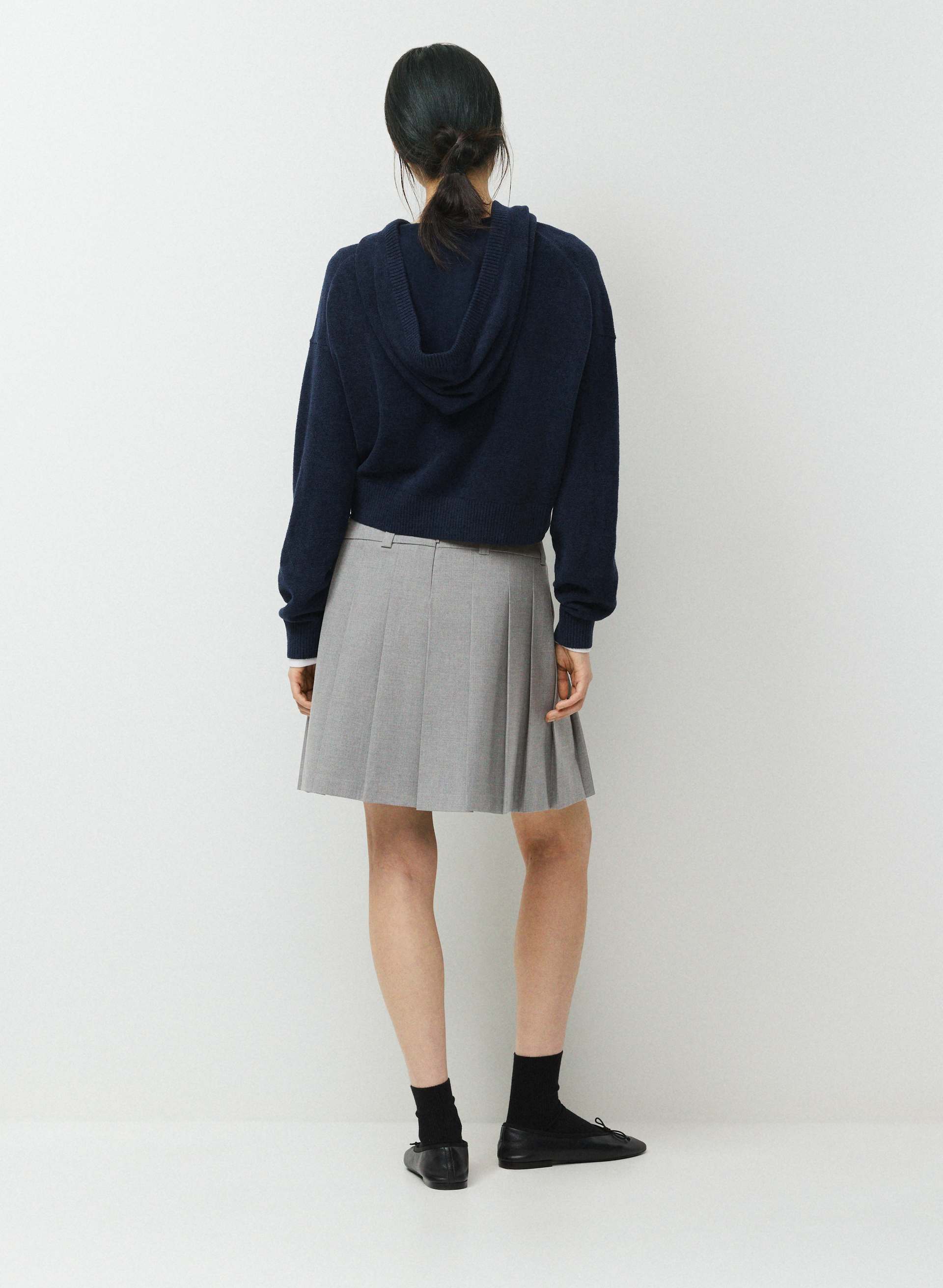 OLIVE MIDI SKIRT | Aritzia