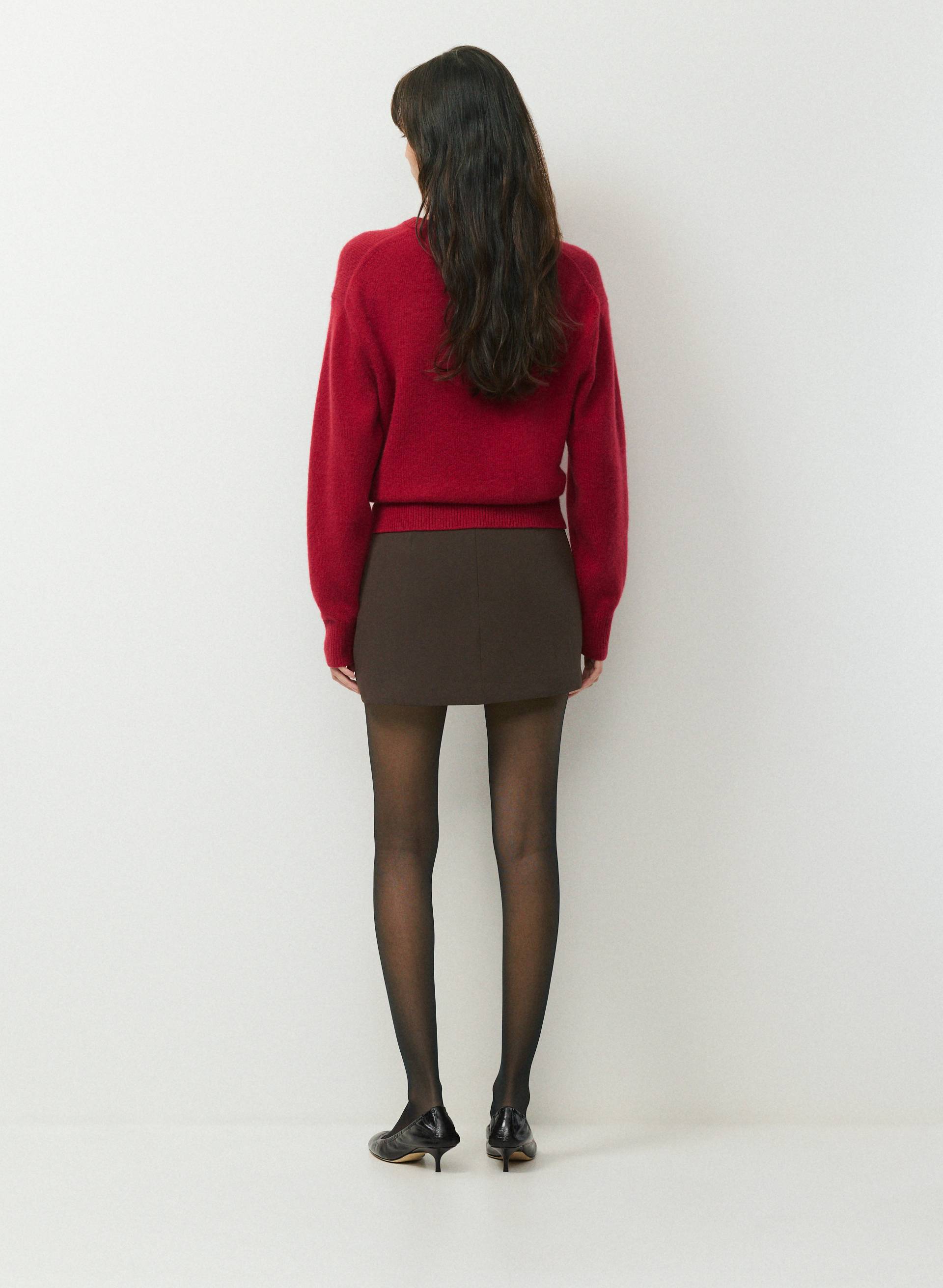 SIGNATURE SKIRT | Aritzia