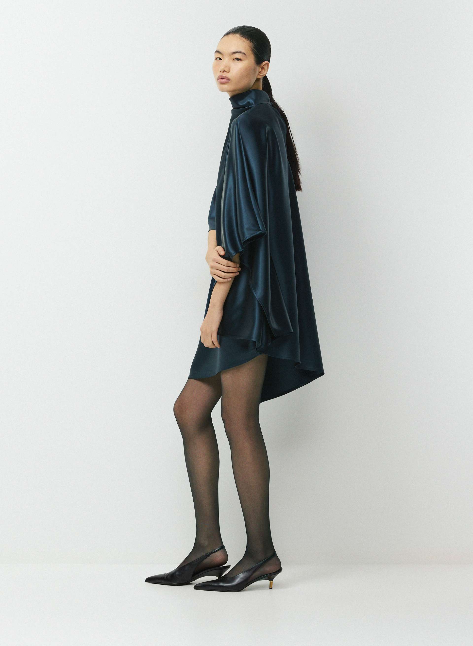 FAN SATIN DRESS | Aritzia