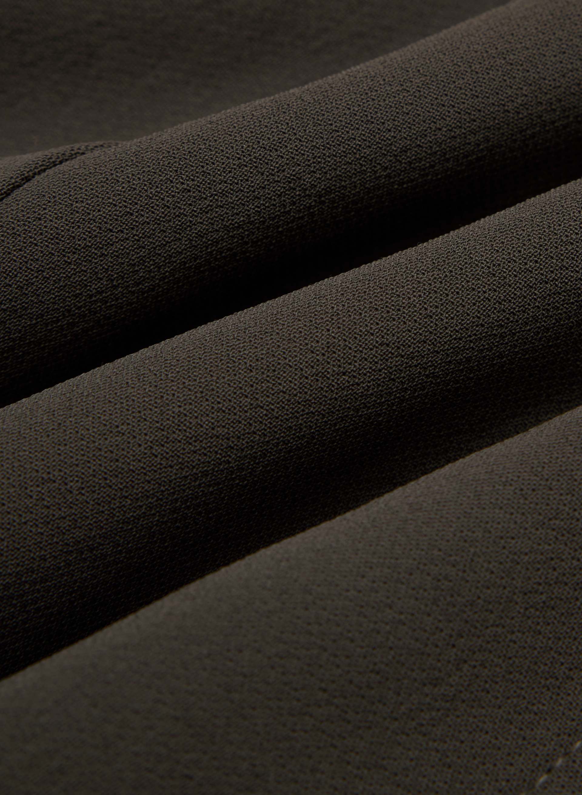 ROBE LEIDEN | Aritzia