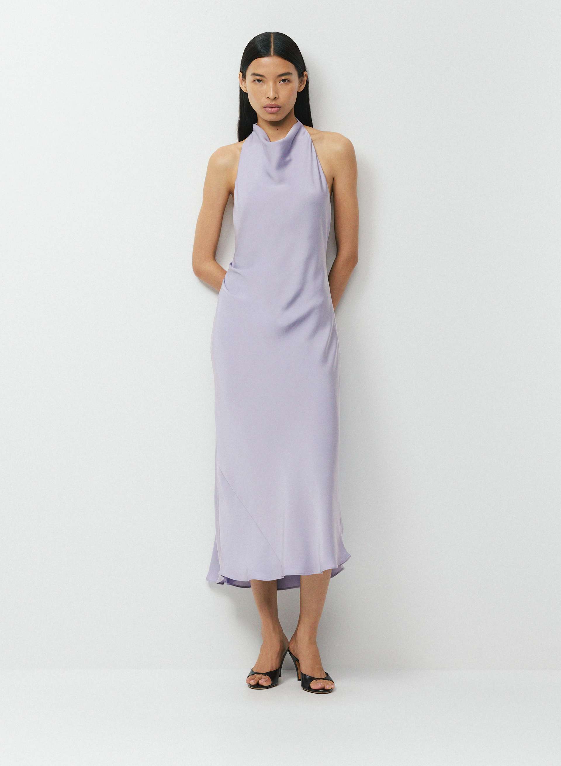 ROBE AUDIENCE MAXI BAIN-DE-SOLEIL EN SATIN | Aritzia