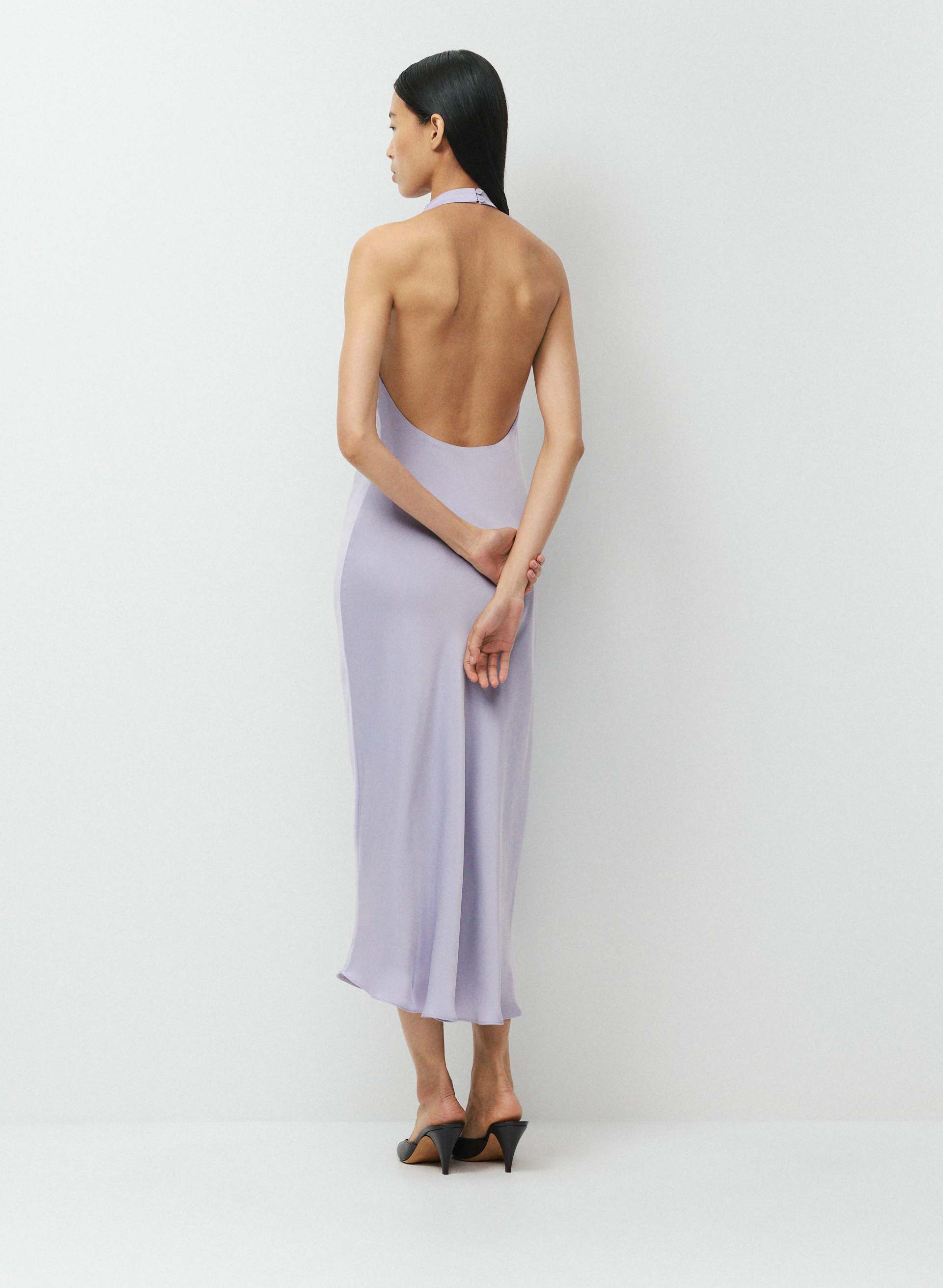 ROBE AUDIENCE MAXI BAIN-DE-SOLEIL EN SATIN | Aritzia