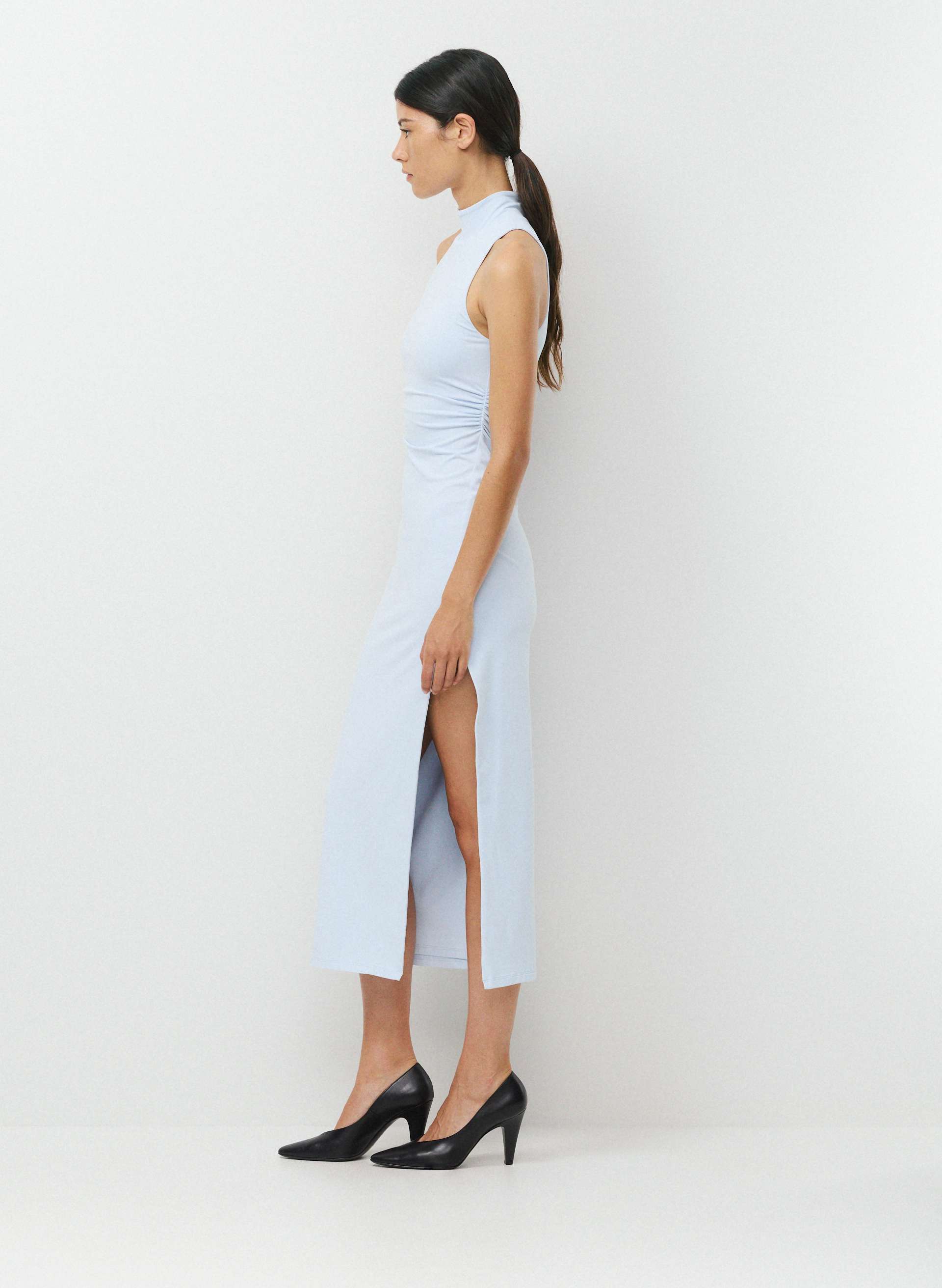 ROBE ETHEREAL - CONTOUR ORIGINAL | Aritzia