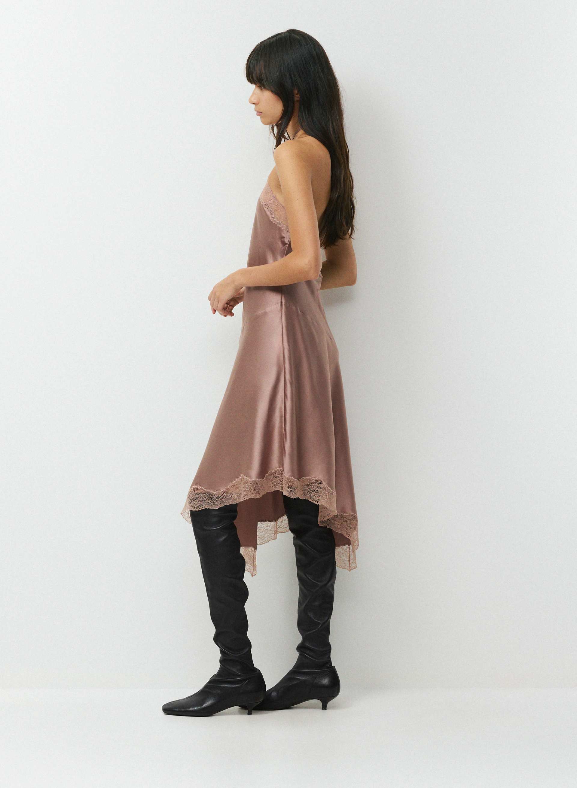 CHARIOT SILK HALTER DRESS | Aritzia