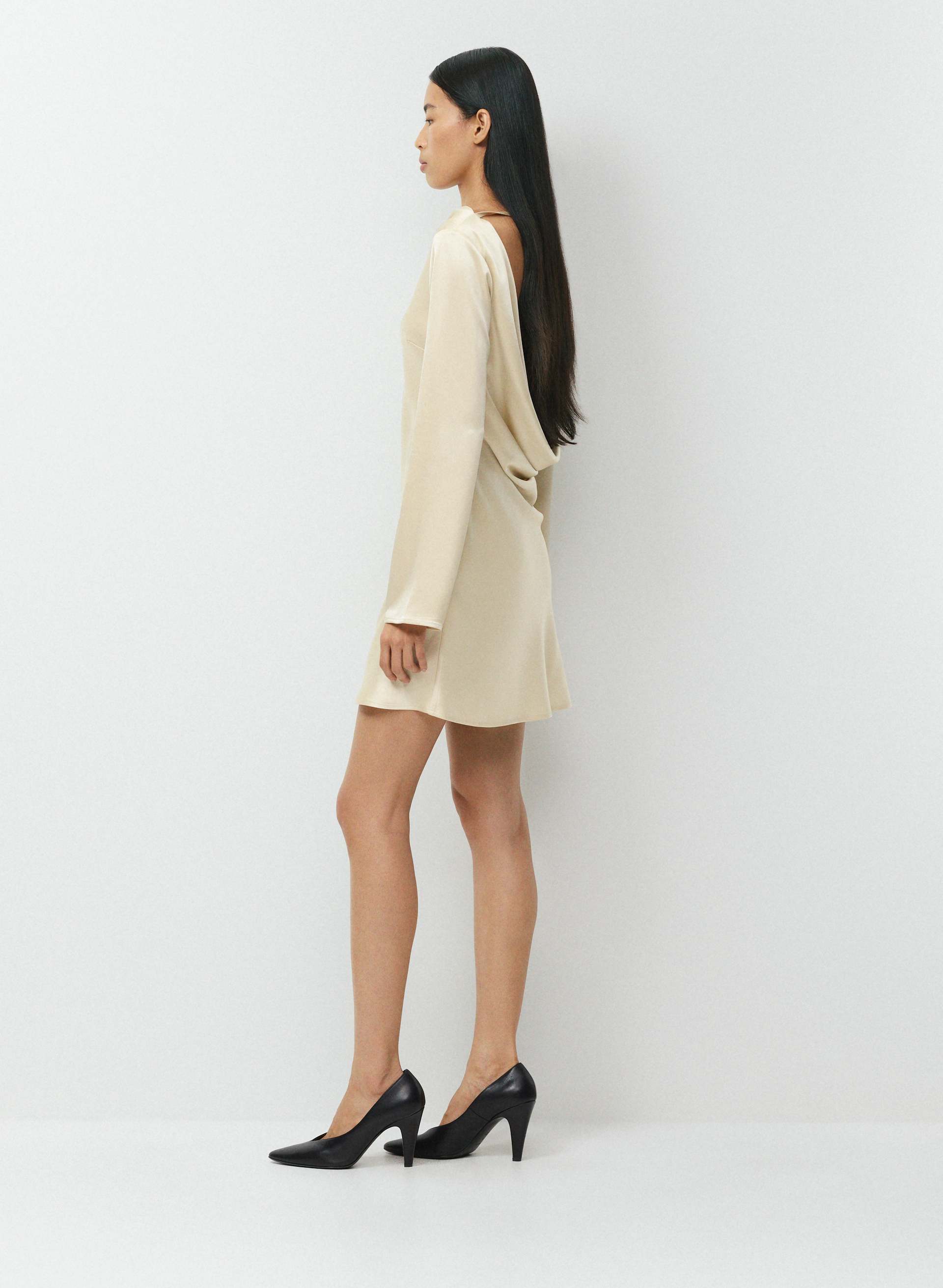 ROBE CHORÉO EN SATIN | Aritzia