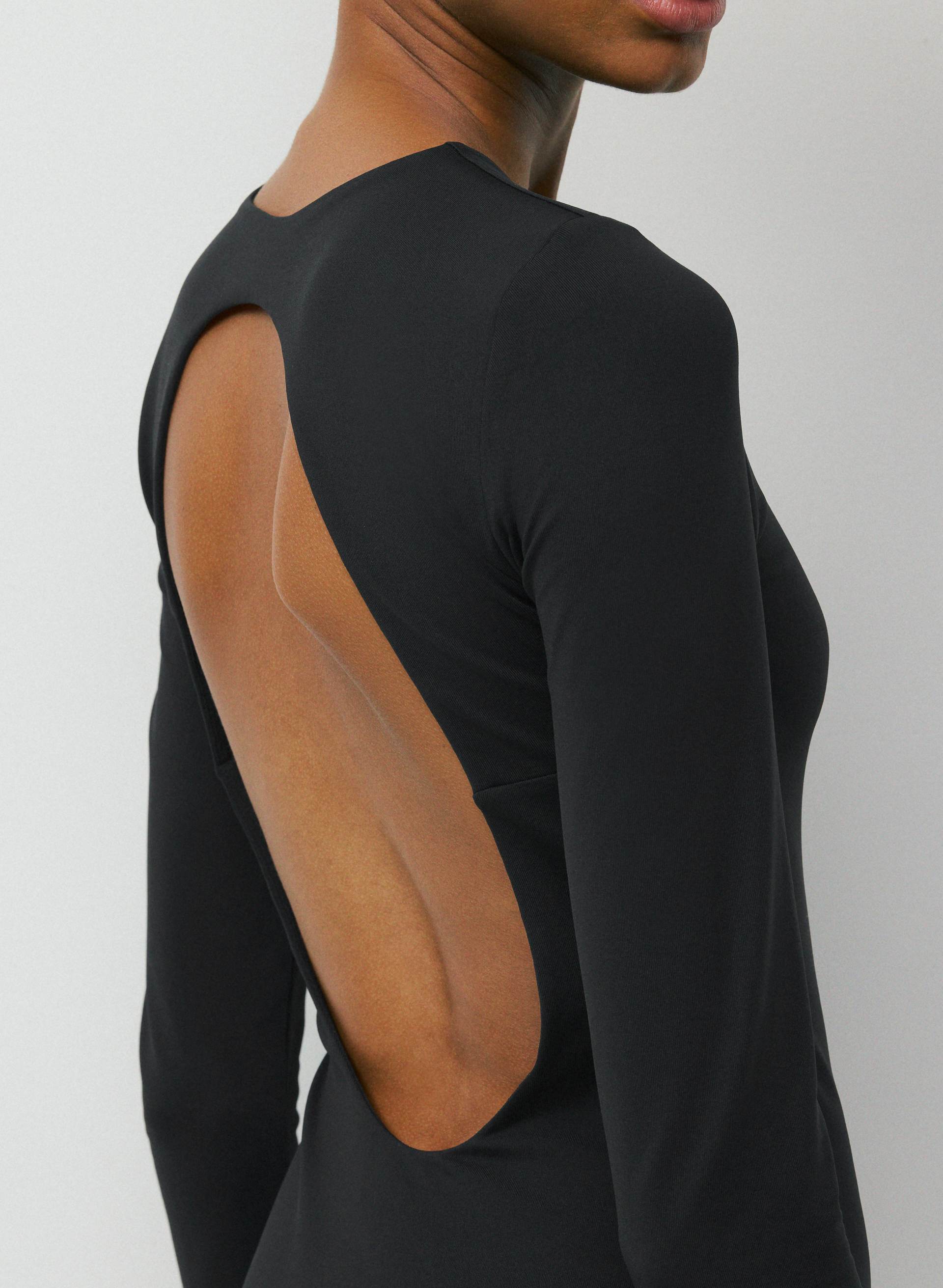 ORIGINAL CONTOUR BEFOUND DRESS | Aritzia