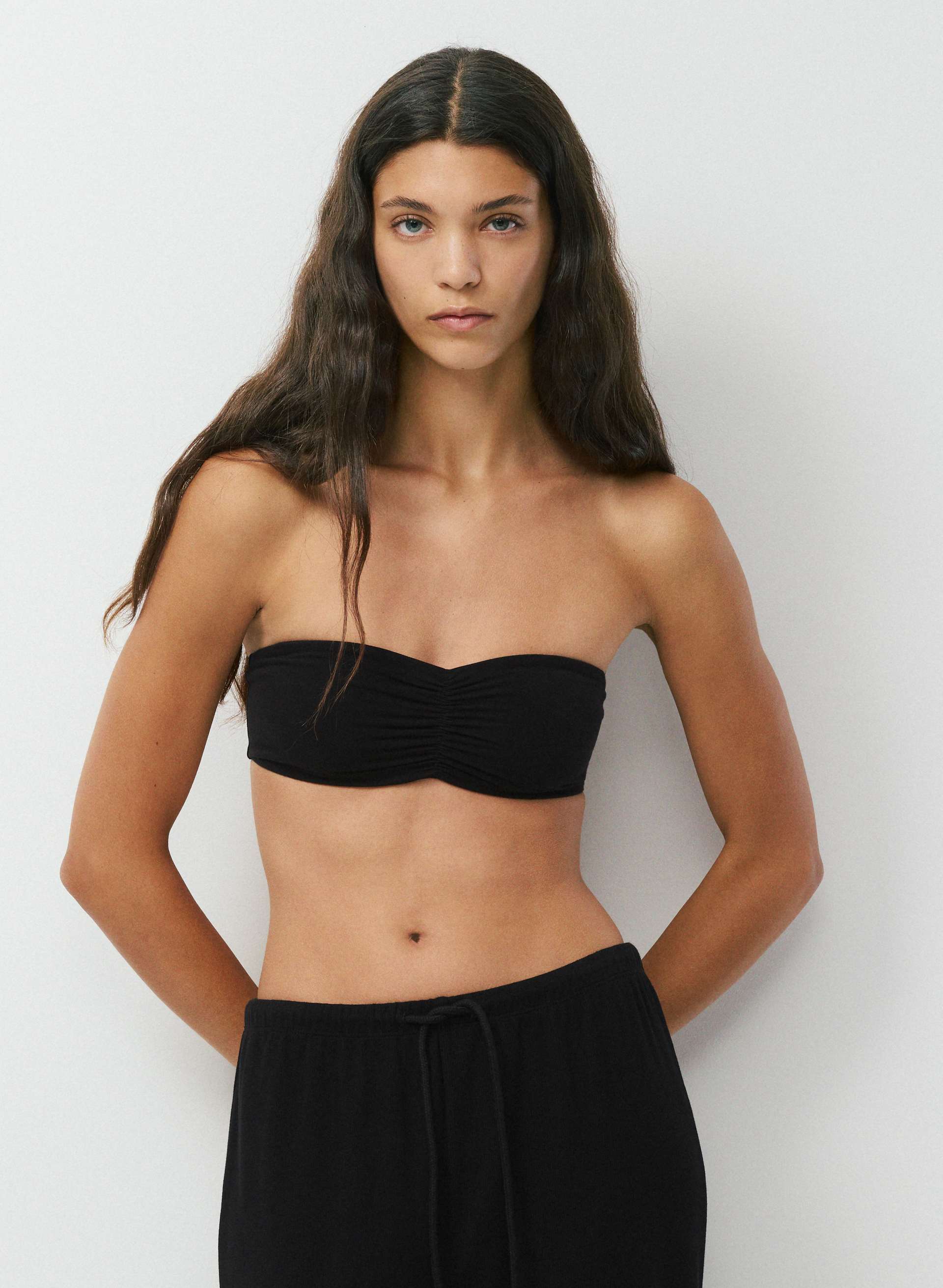 HOMESTRETCH™ SMOOTH PATH BANDEAU | Aritzia