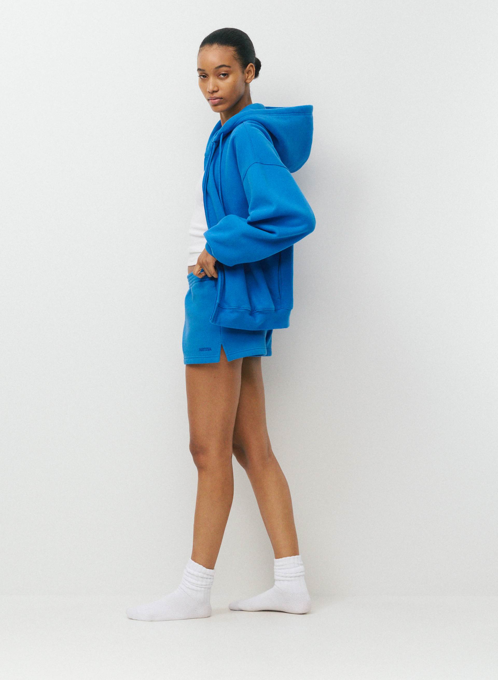 COZY SWEATFLEECE PERFECT MICRO SHORT | Aritzia