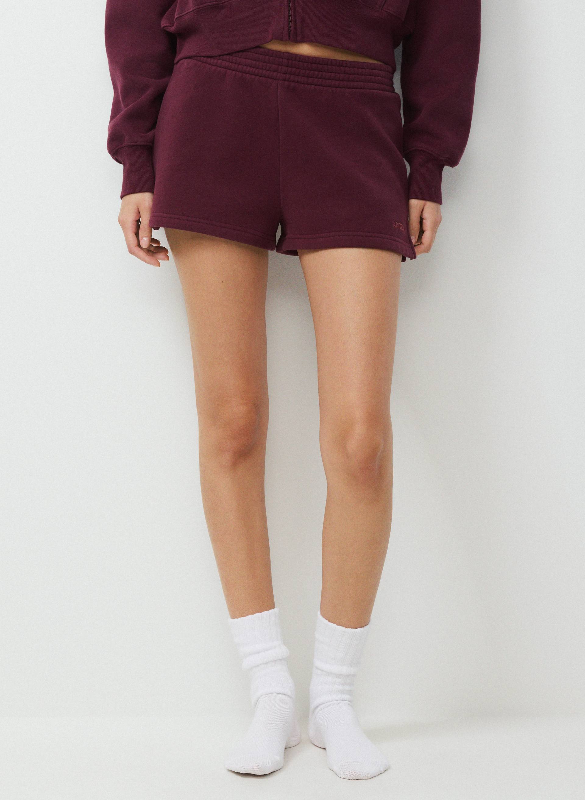 COZY SWEATFLEECE PERFECT MICRO SHORT | Aritzia