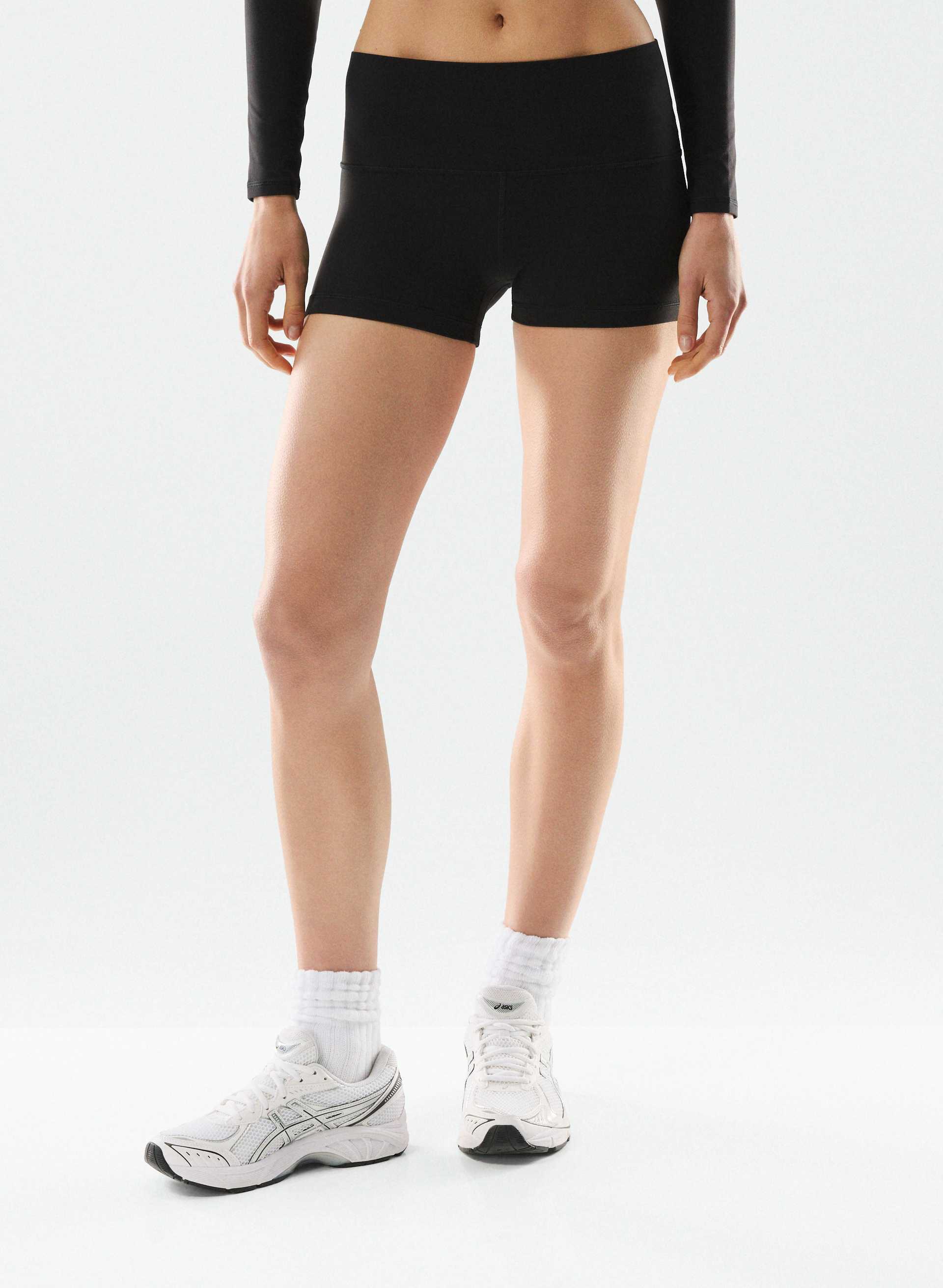BUTTER CHEEKY HI-RISE 3" SHORT | Aritzia