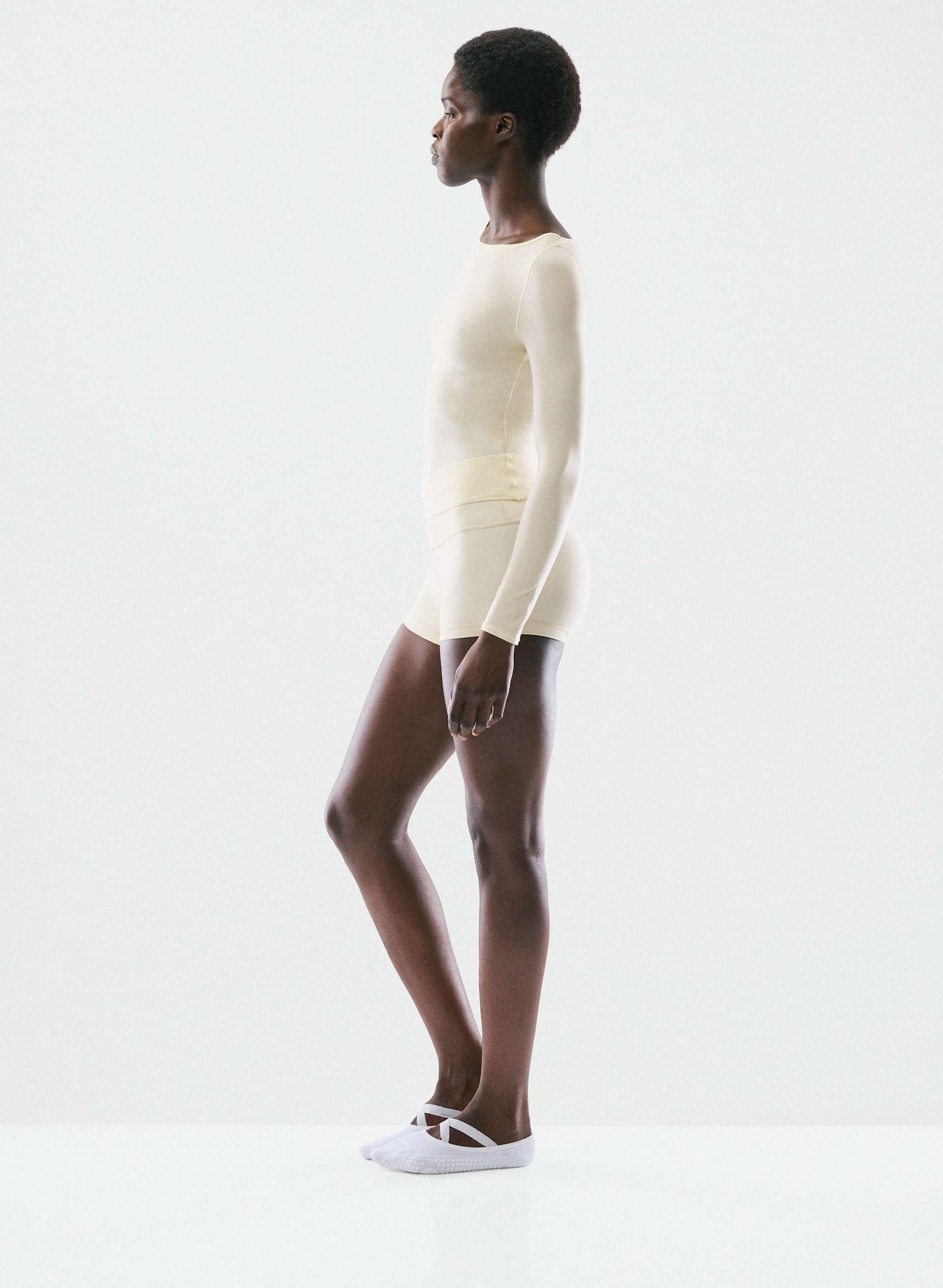 BUTTER CHEEKY HI-RISE 3" SHORT | Aritzia