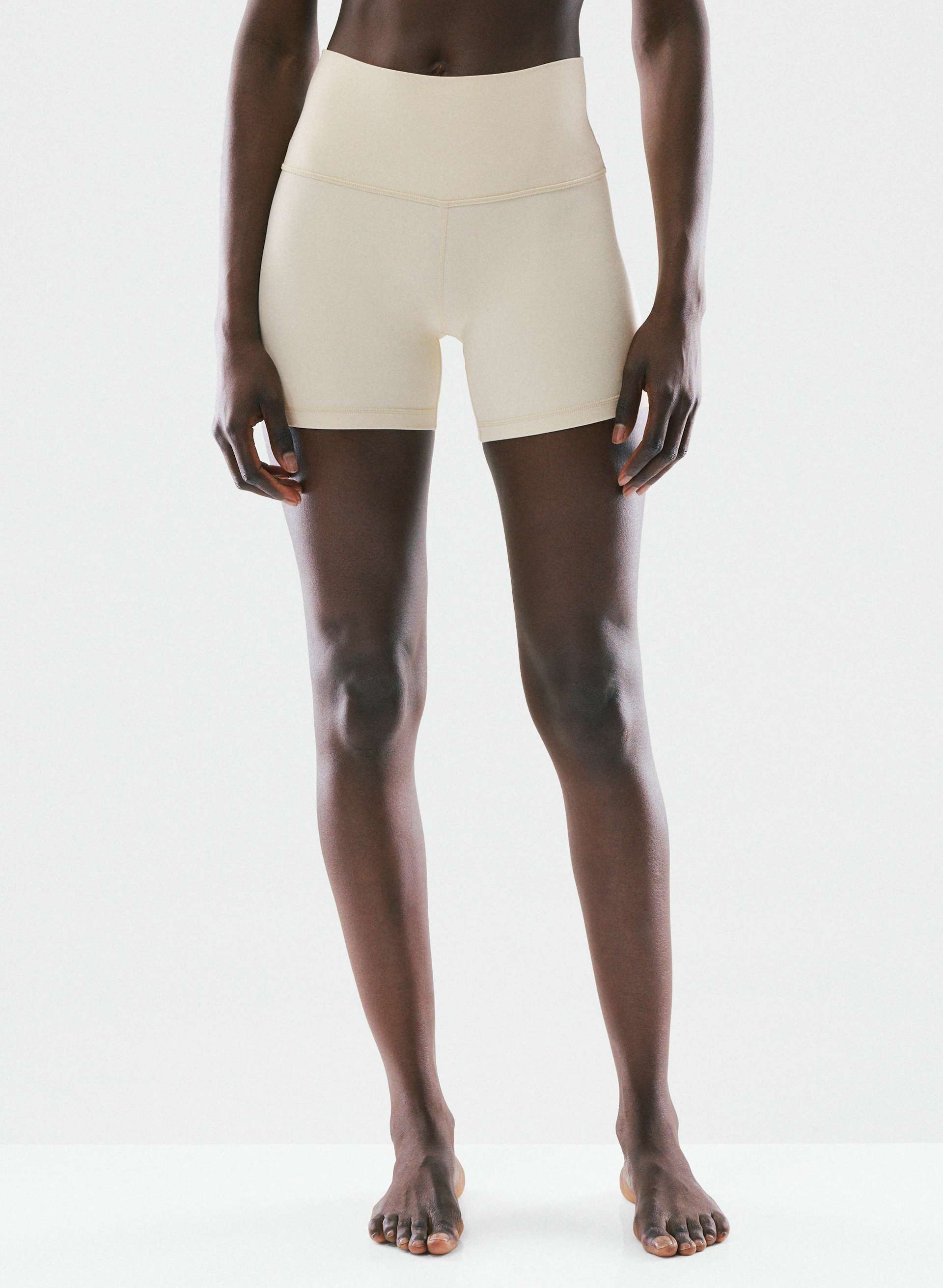BUTTER CHEEKY HI-RISE 5" SHORT - Sweat-wicking high-rise cheeky bike shorts. 