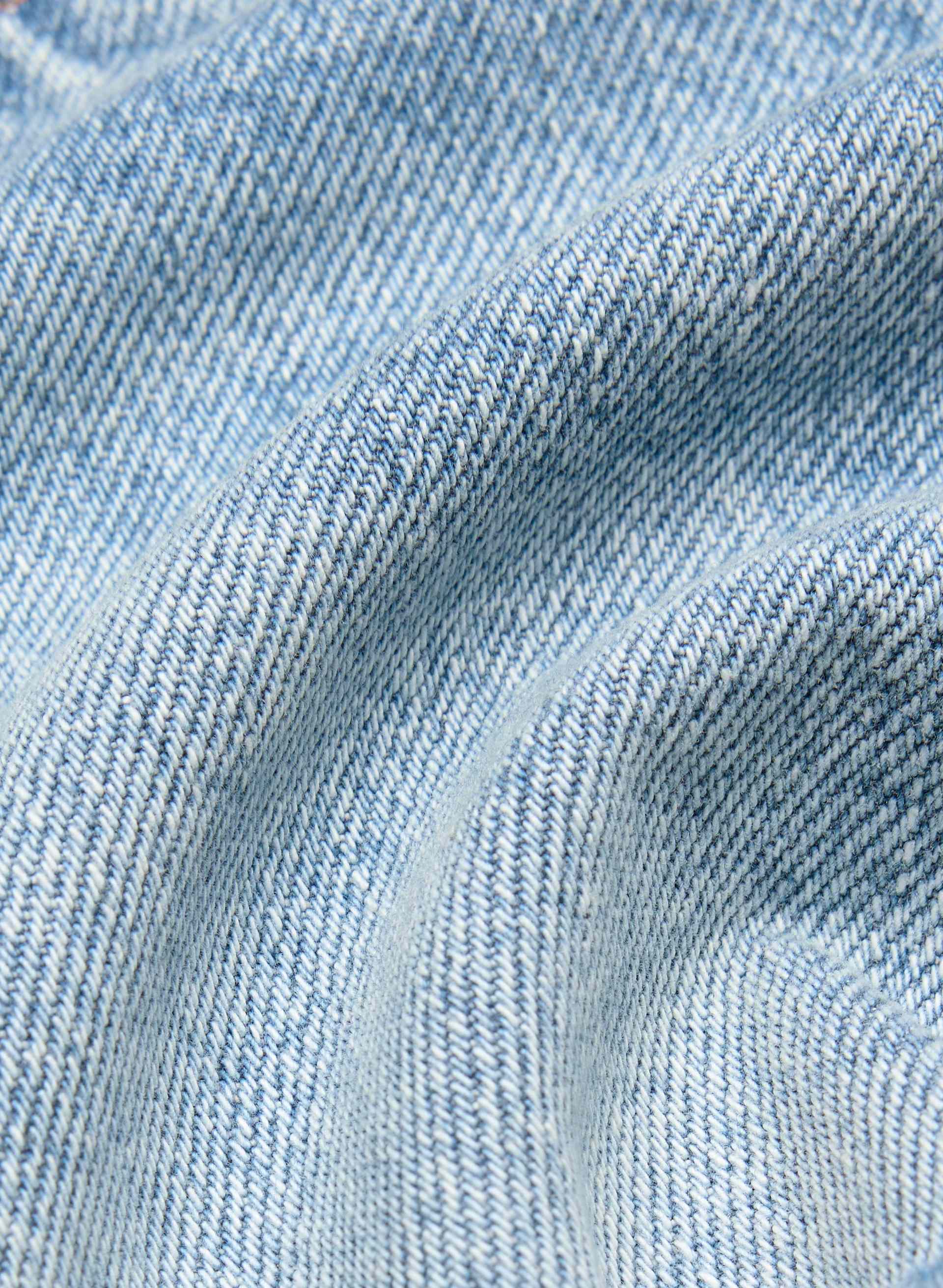 THE ‘90S VINTAGE HI-RISE MINI DENIM SHORT | Aritzia