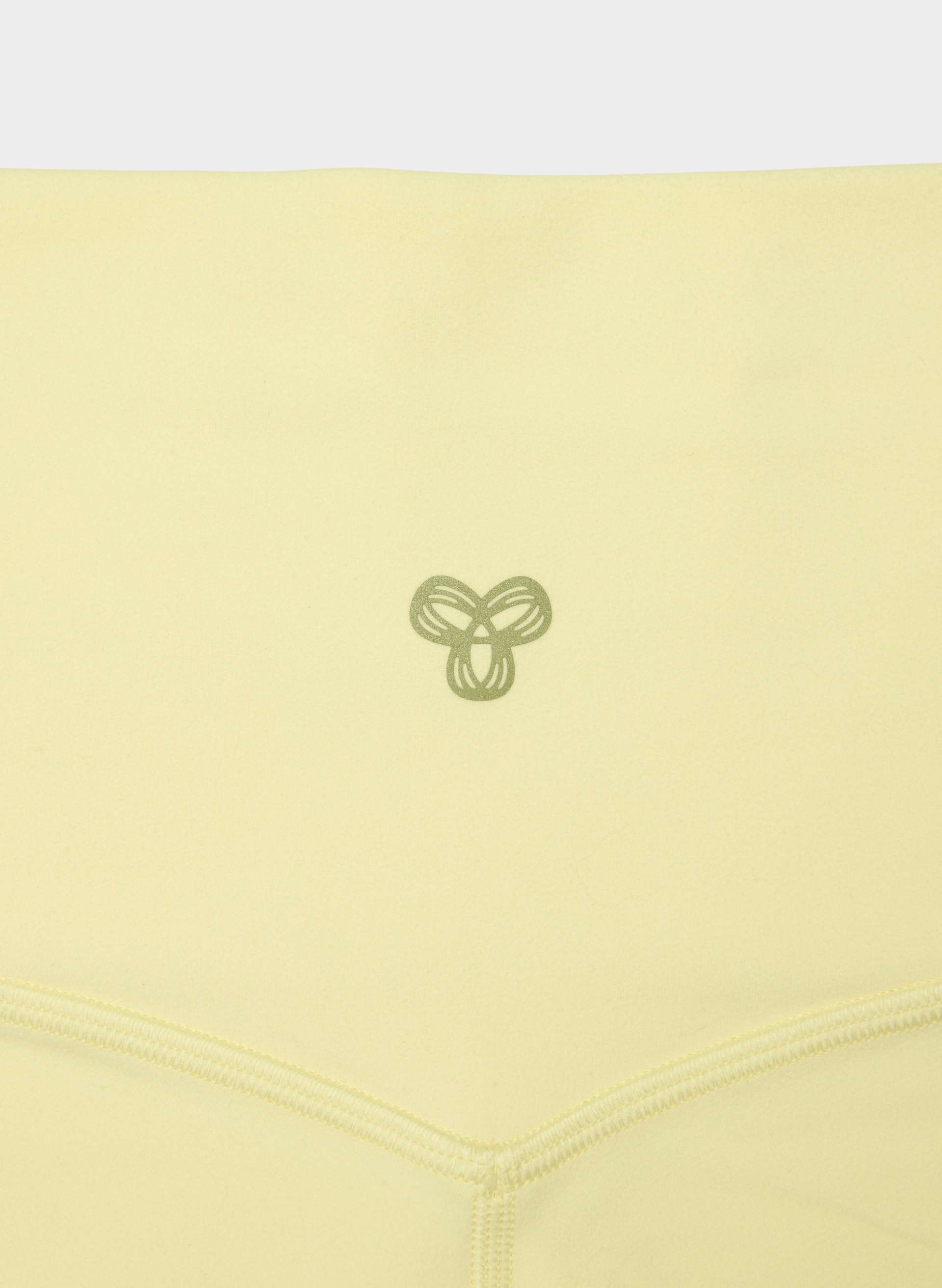 SHORT CHEEKY INFINITE 13 CM T. H. - BUTTER | Aritzia
