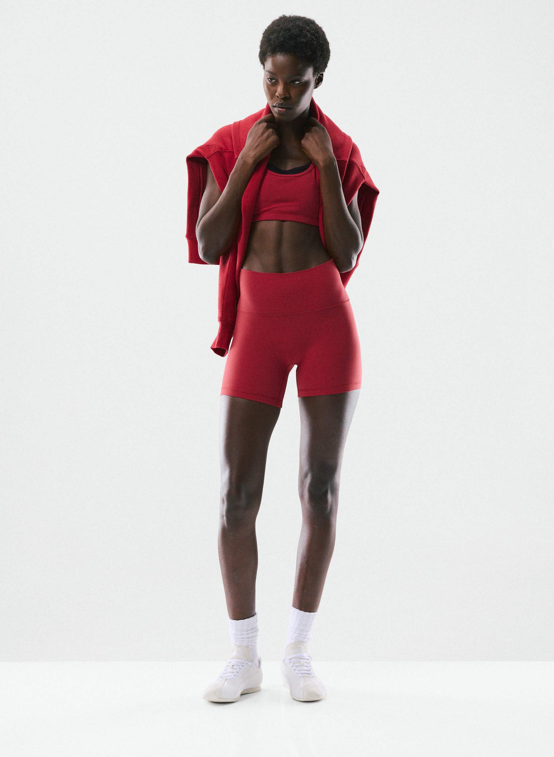 BUTTER CHEEKY INFINITE HI-RISE 5" SHORT - Sweat-wicking high-rise cheeky bike shorts with no front seam. 