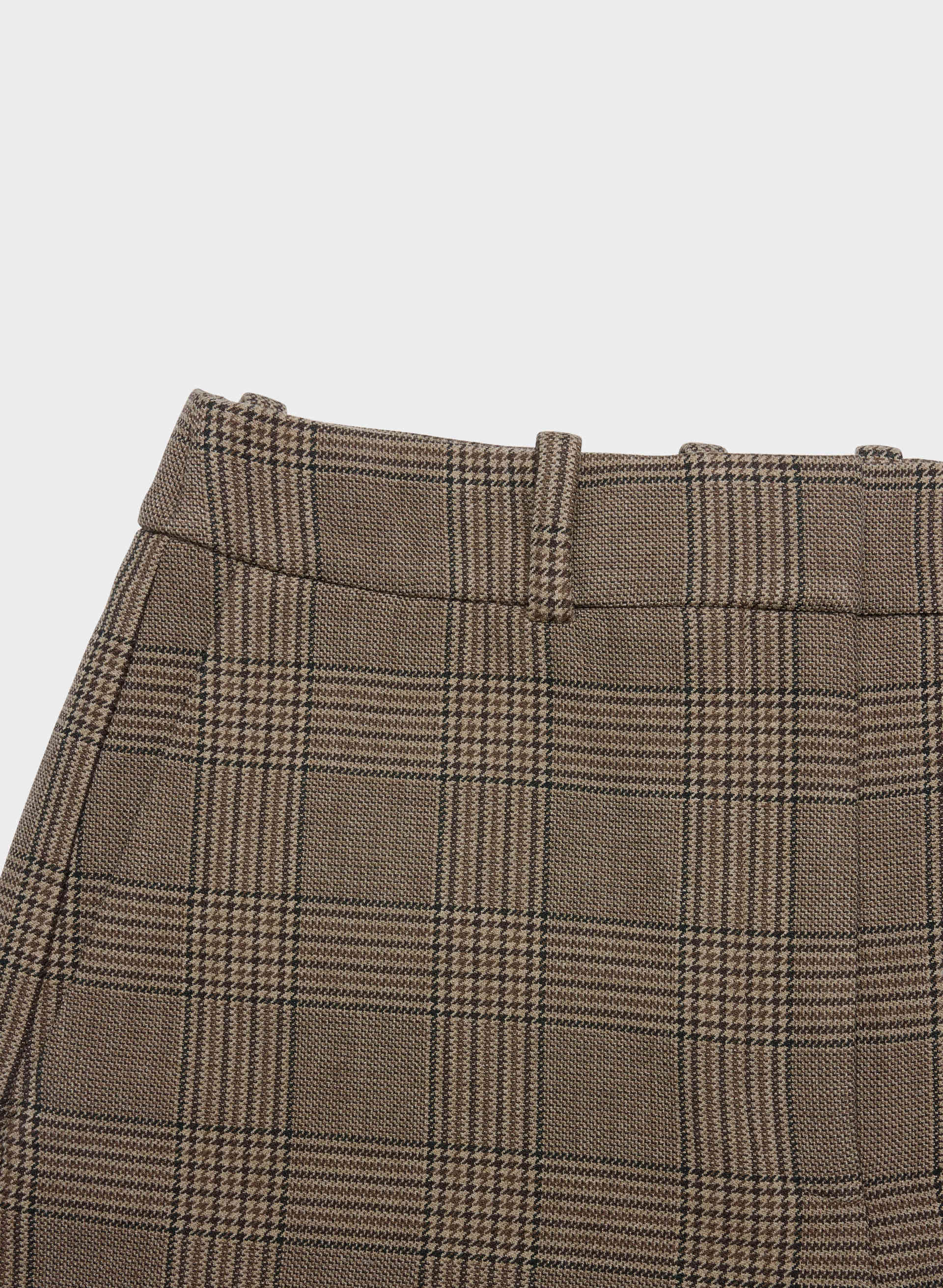 NEW AGENCY MINI SHORT | Aritzia