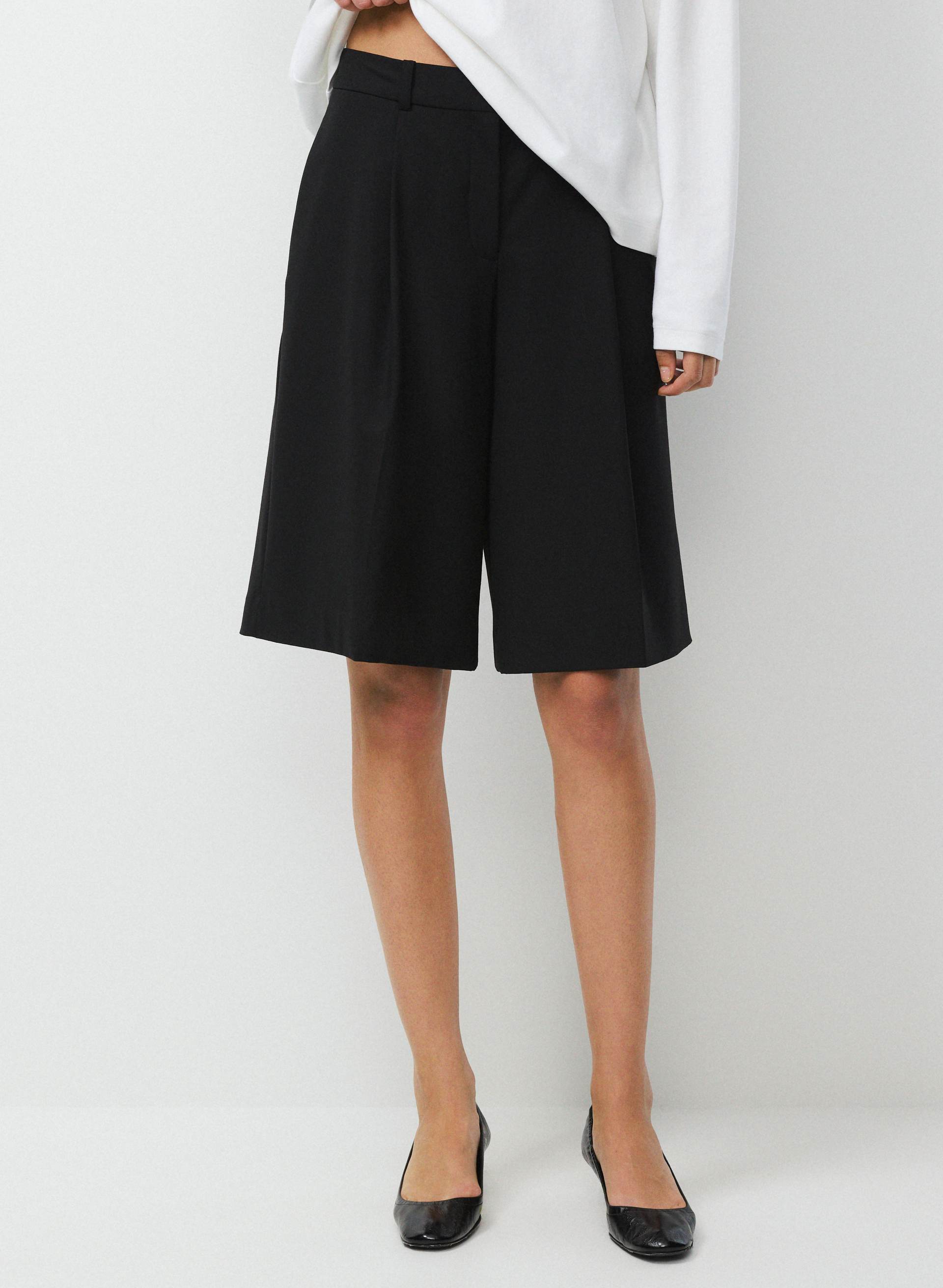 TOUCHPOINT SHORT | Aritzia