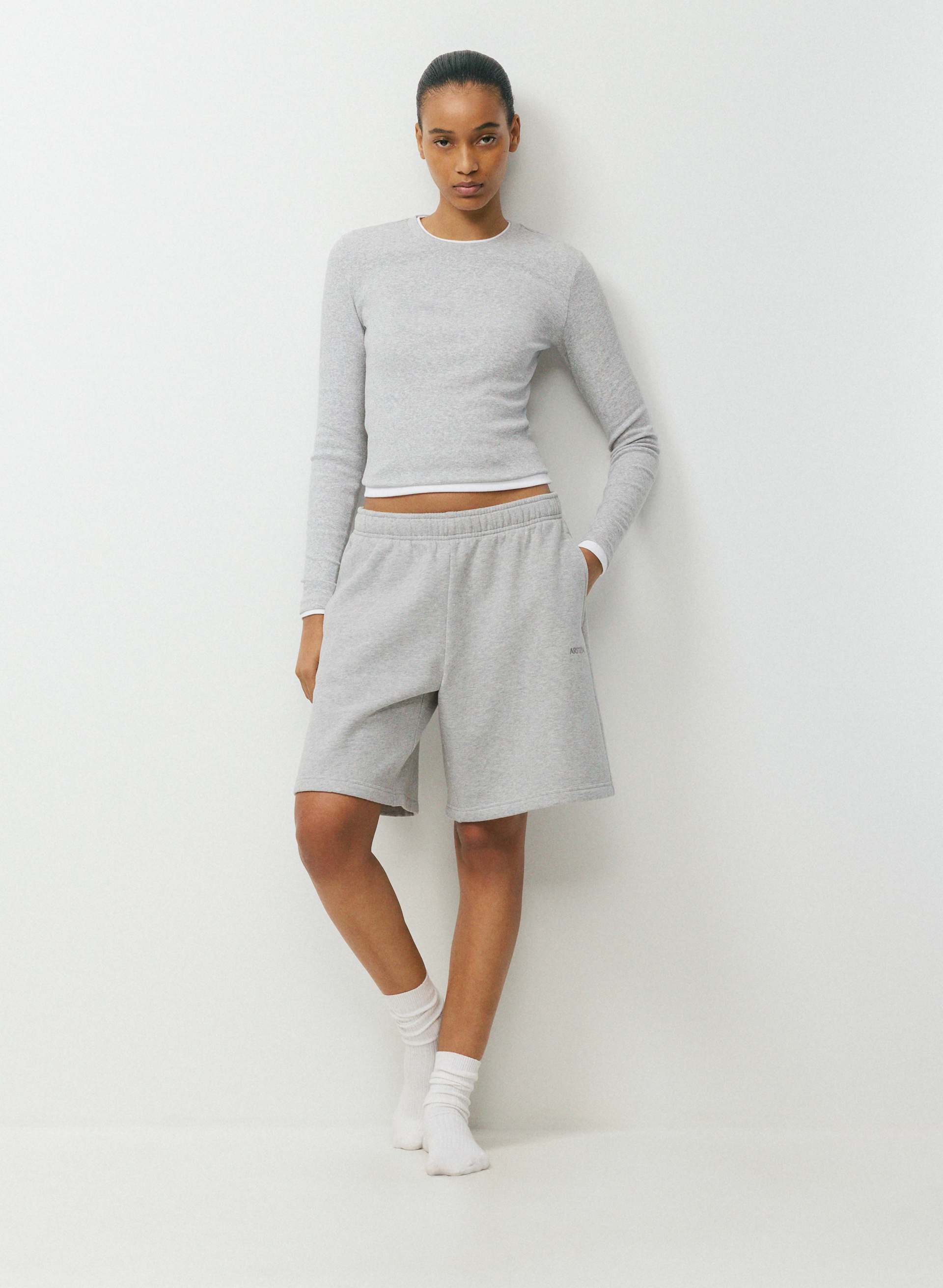 COZY SWEATFLEECE MEGA ABOVE-KNEE SHORT | Aritzia