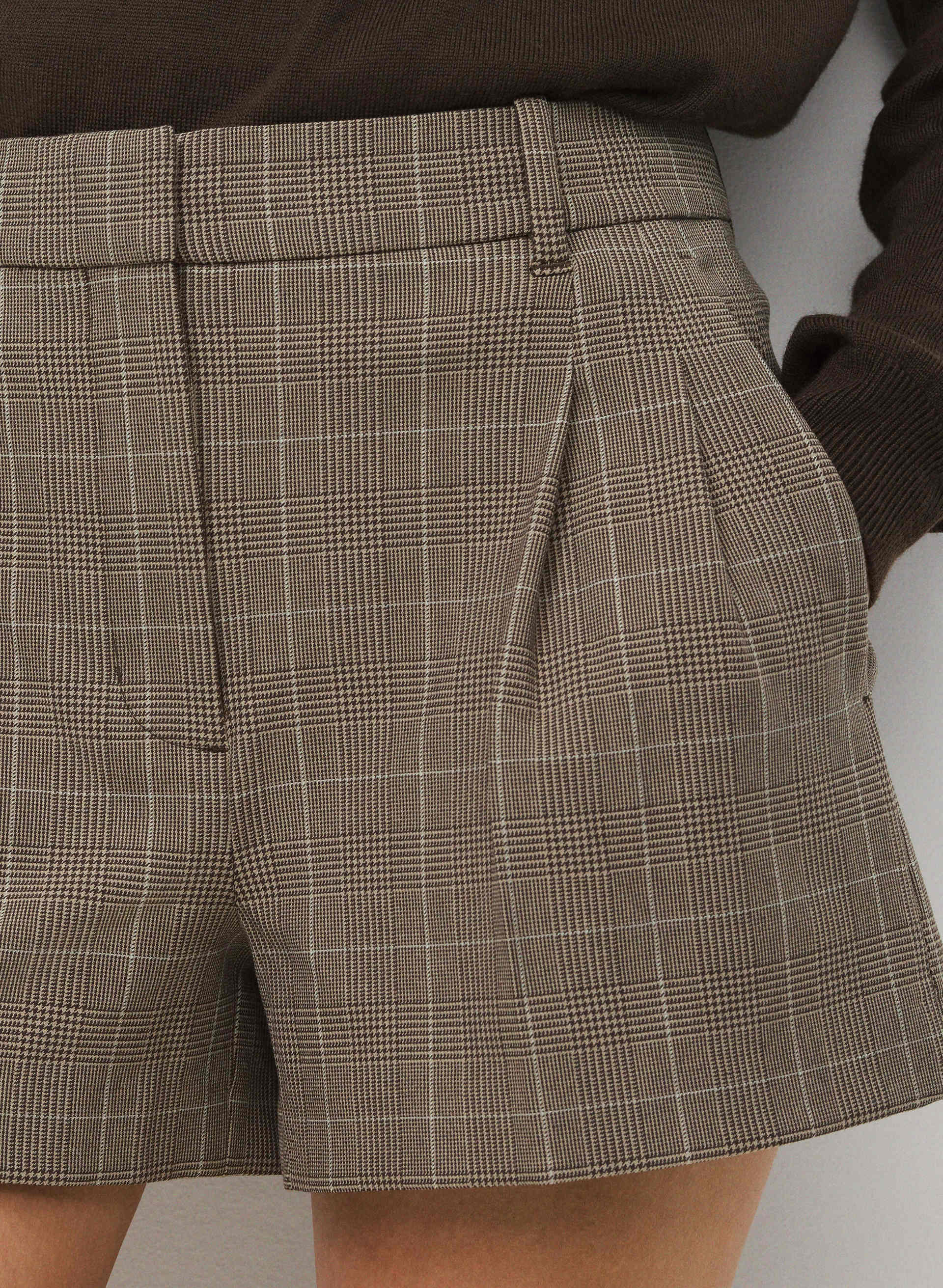 THE EFFORTLESS SHORT™ MINI | Aritzia
