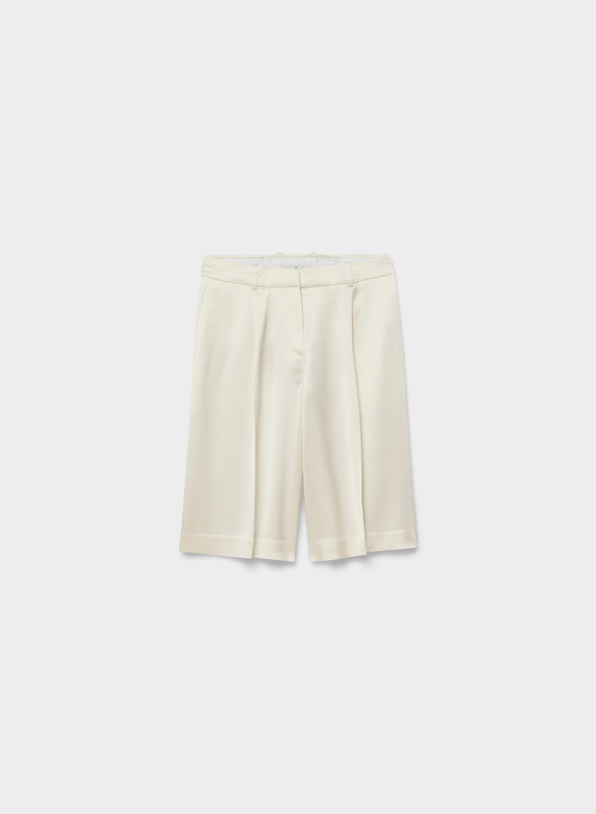 TOUCHPOINT SATIN SHORT | Aritzia